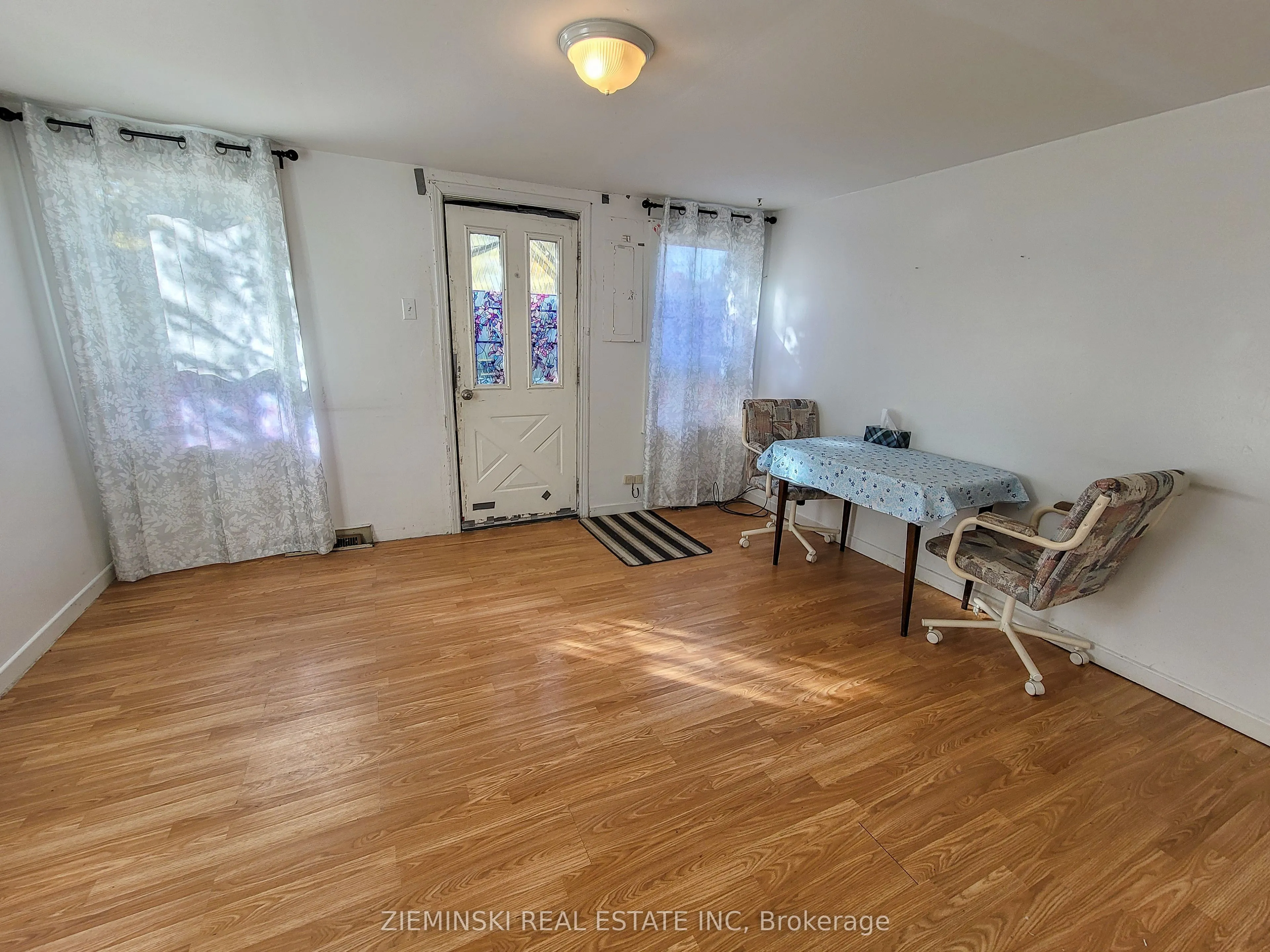 638 Cedar Avenue