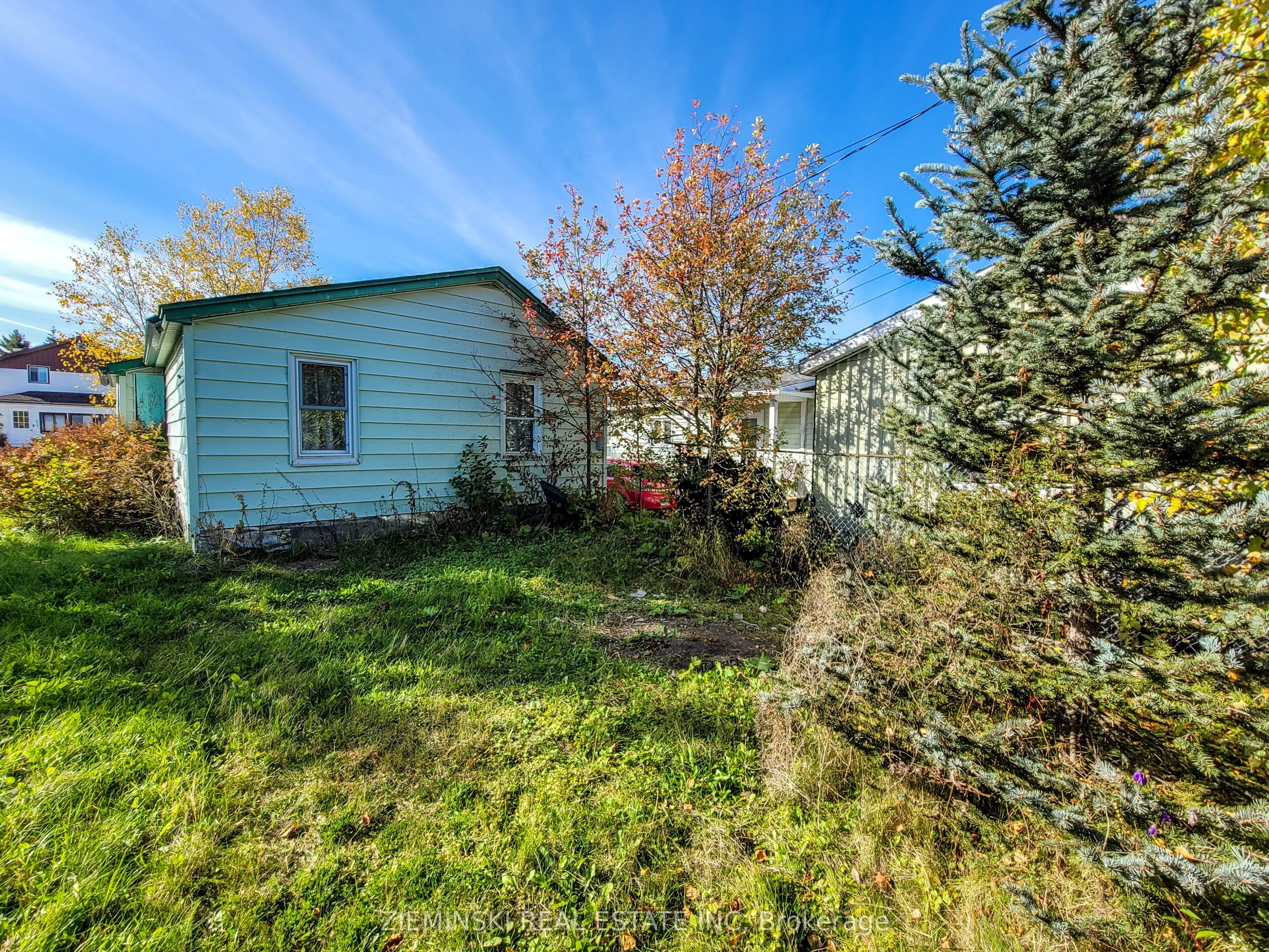 638 Cedar Avenue