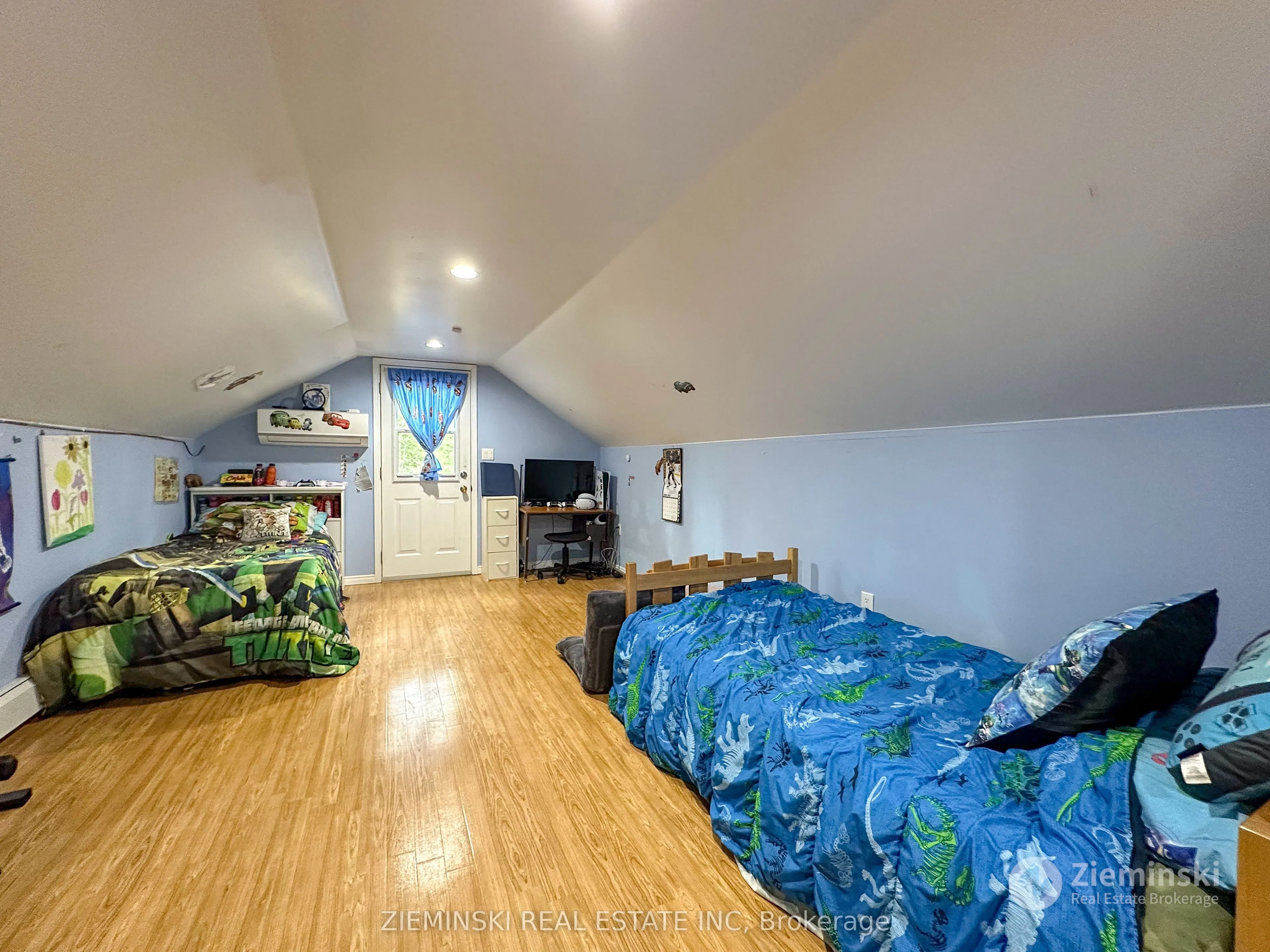 167 & 169 Nellie Lake Road E