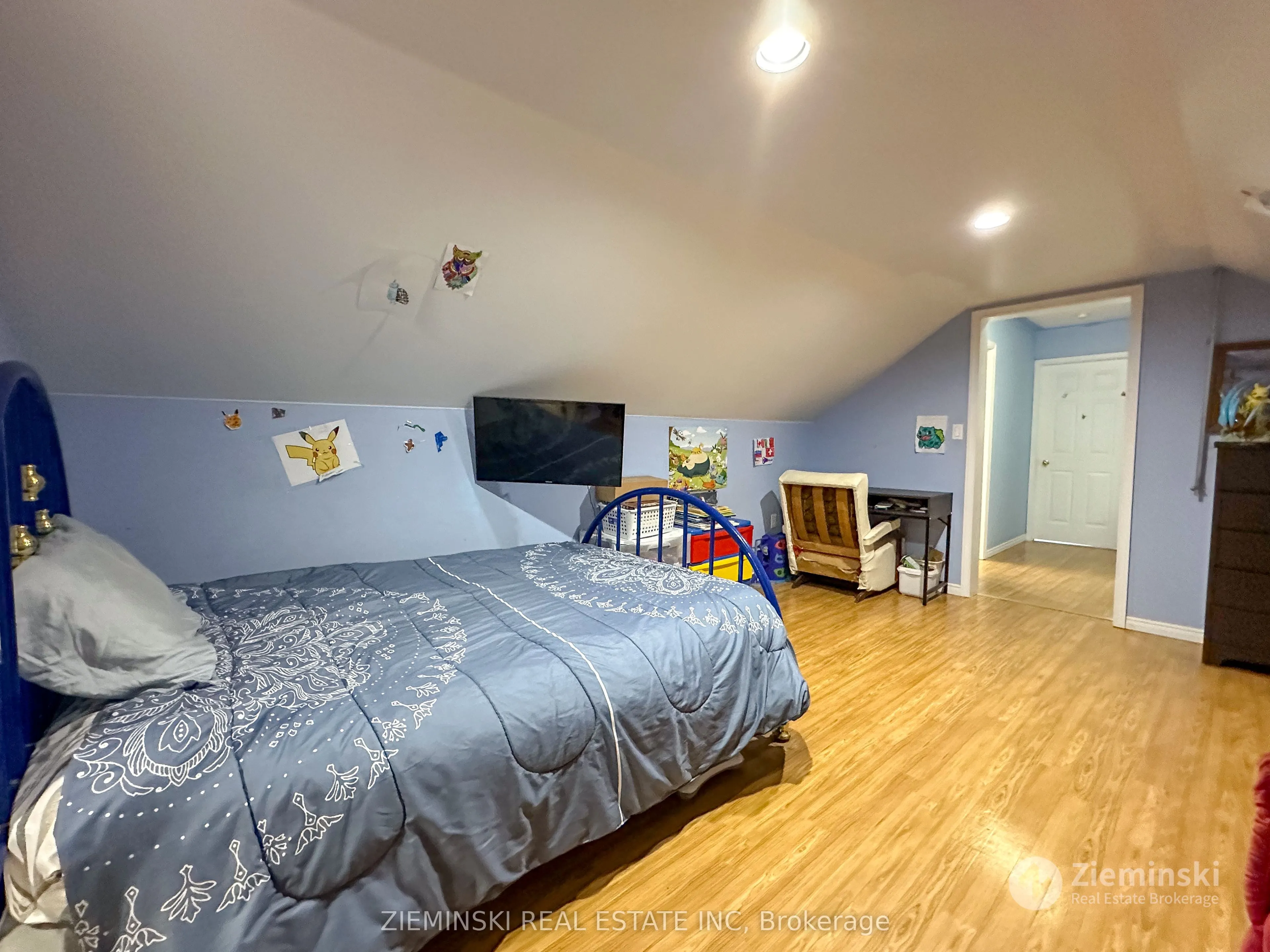 167 & 169 Nellie Lake Road E
