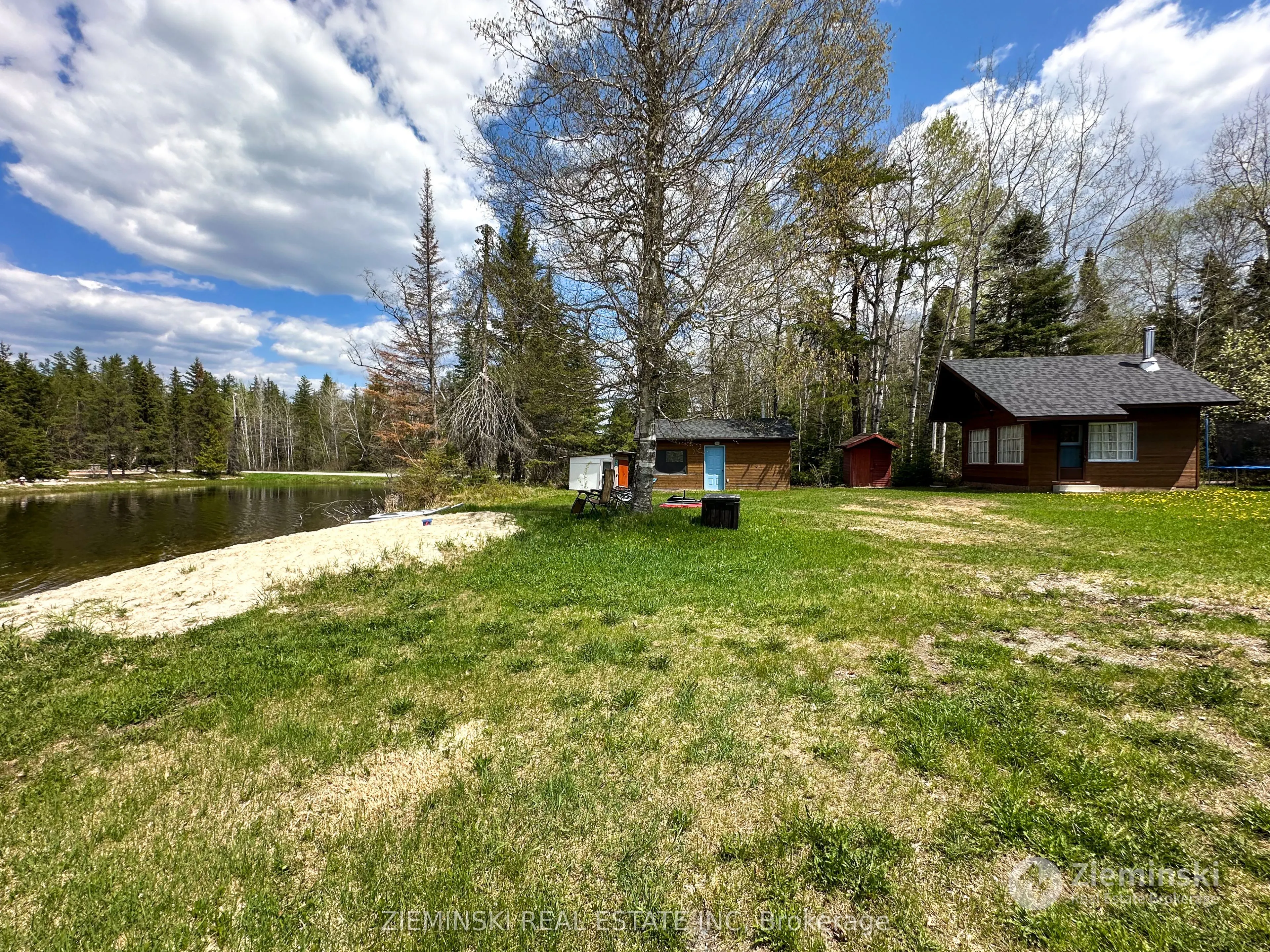 167 & 169 Nellie Lake Road E
