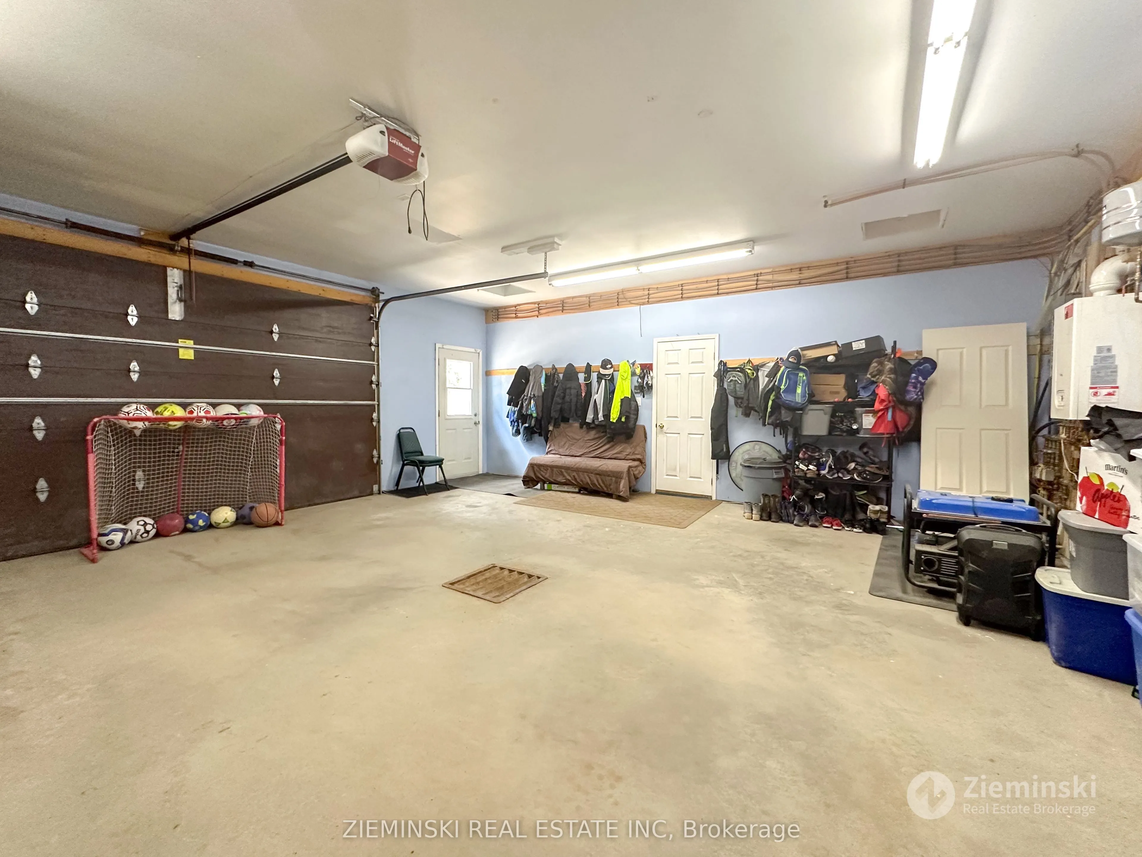 167 & 169 Nellie Lake Road E