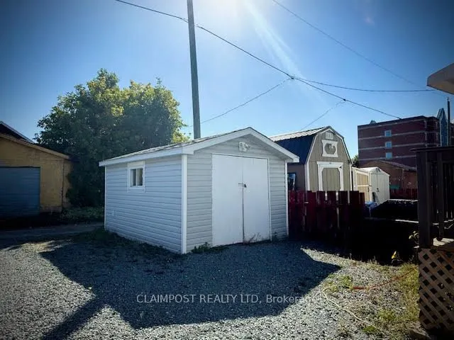 31 Laurier Avenue