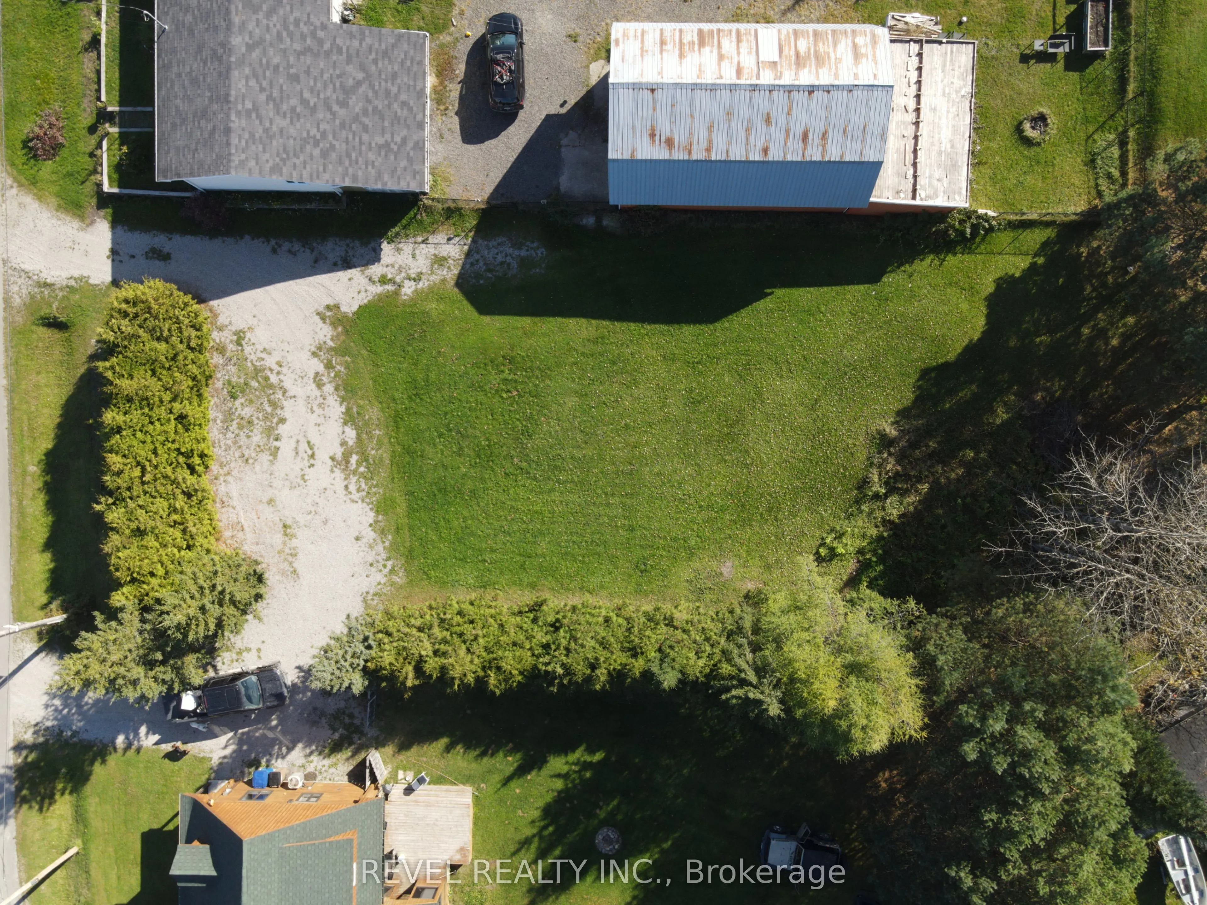 16 Laferriere Street