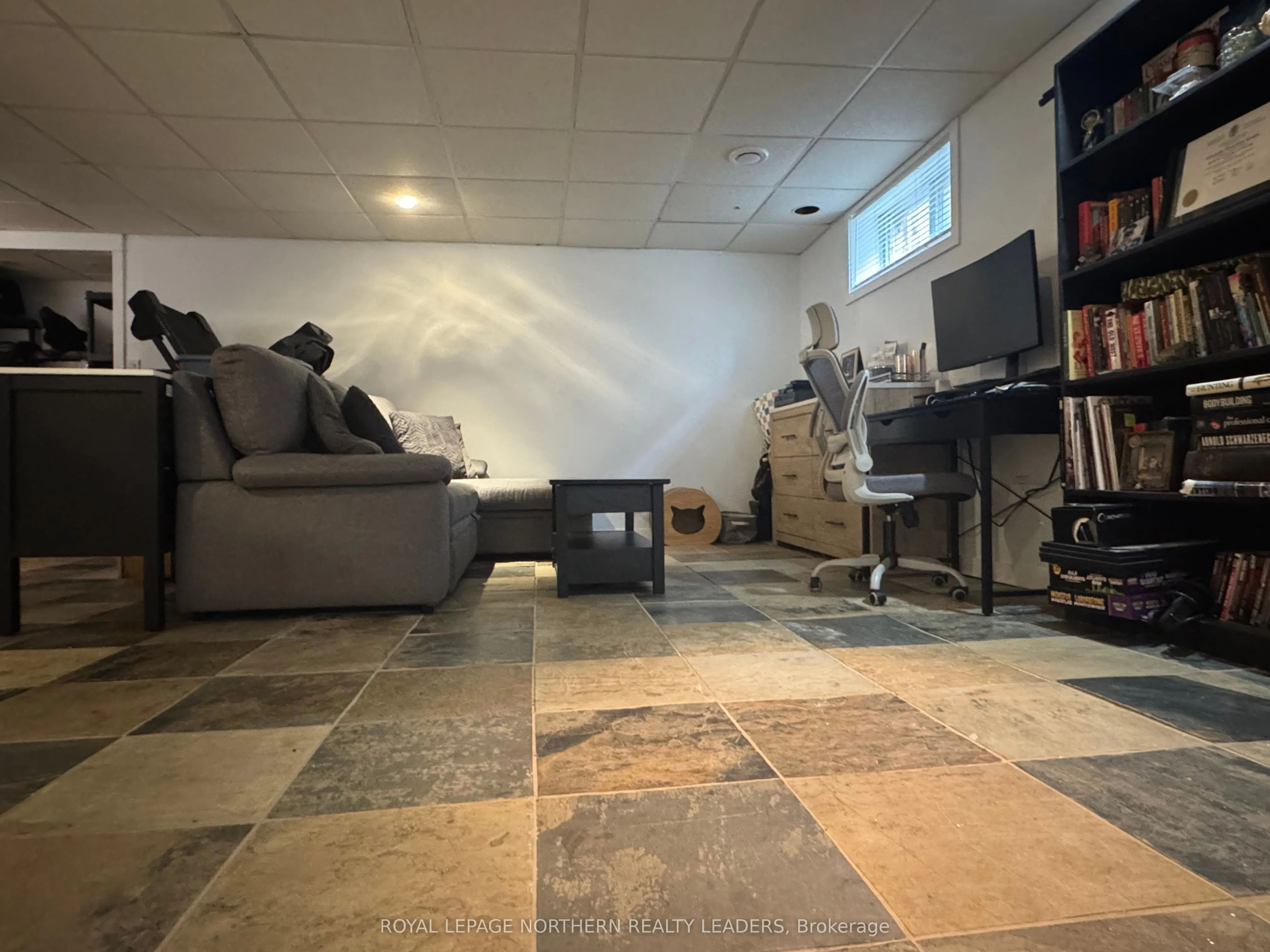 25 Borden Avenue