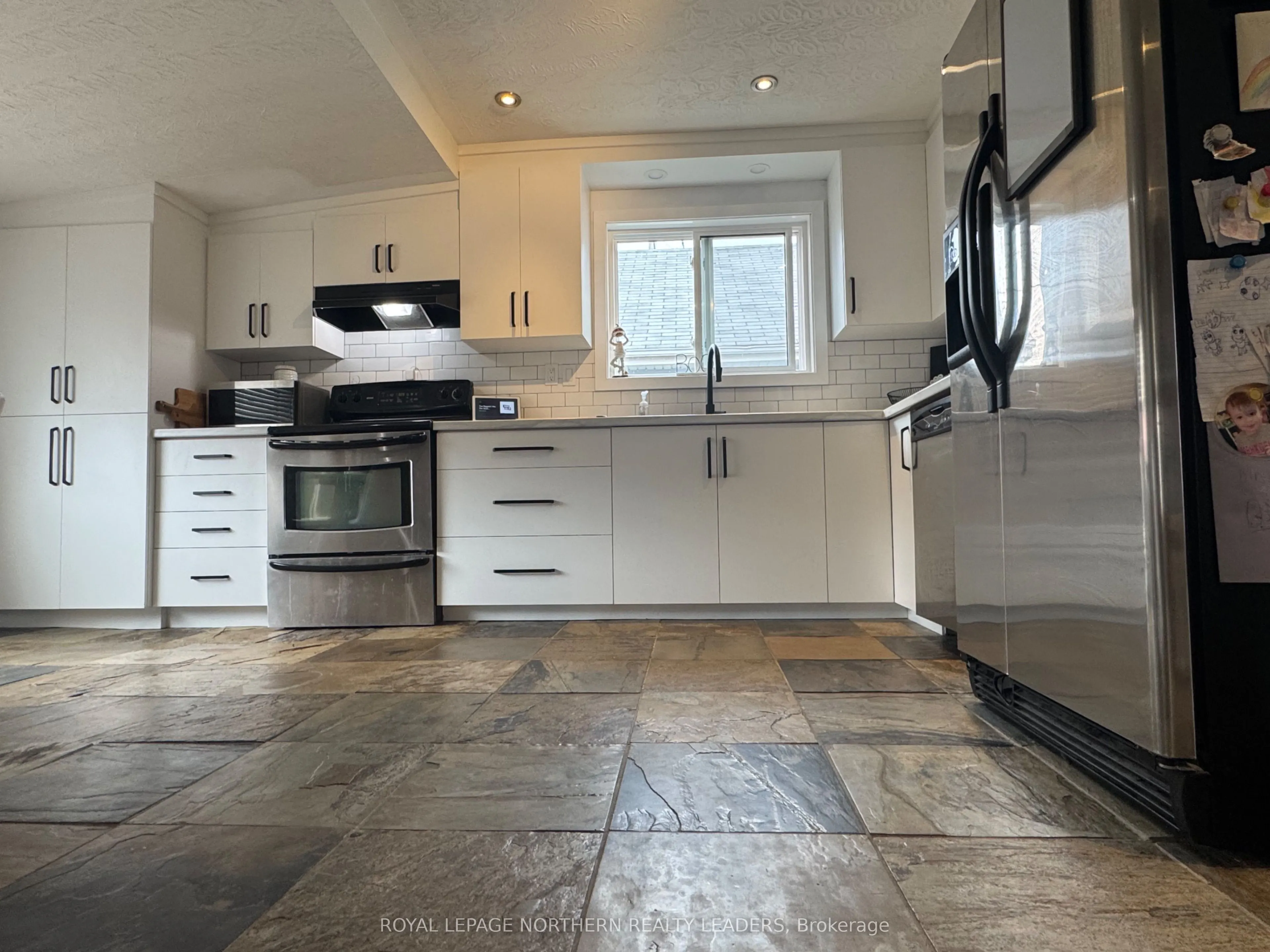 25 Borden Avenue