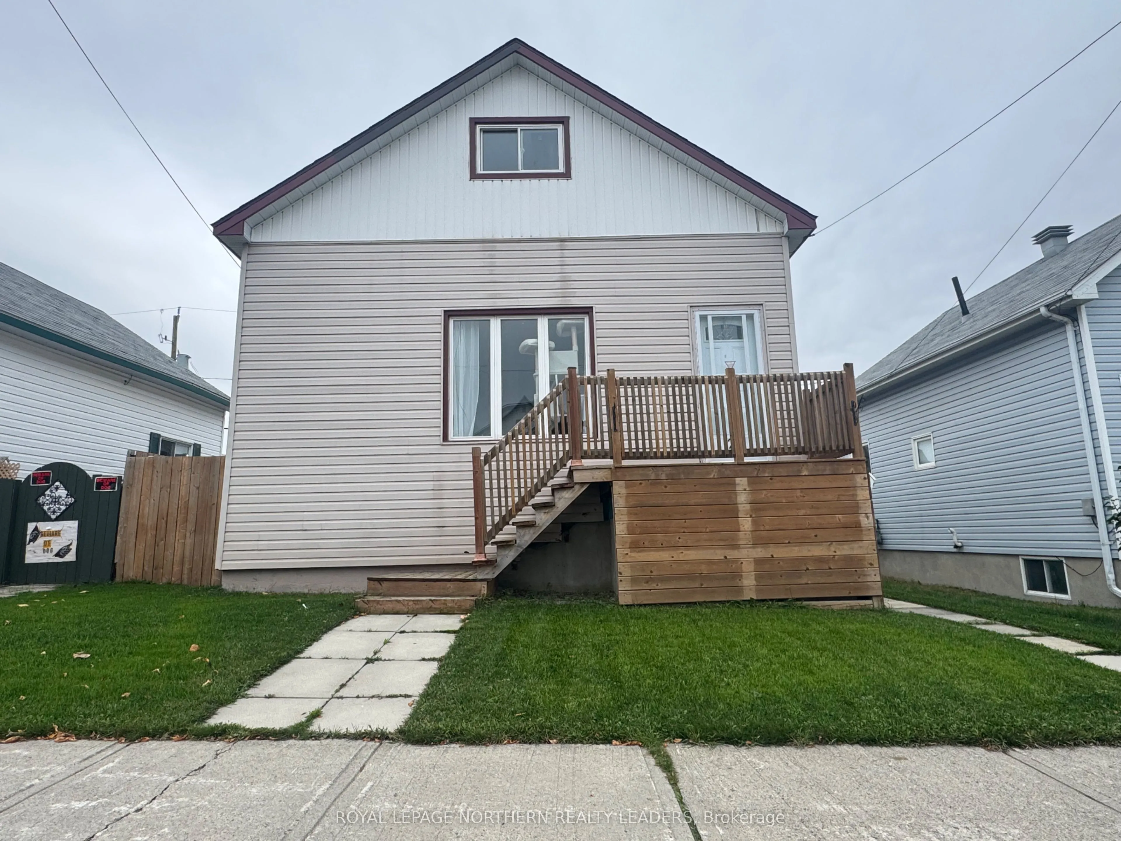 25 Borden Avenue