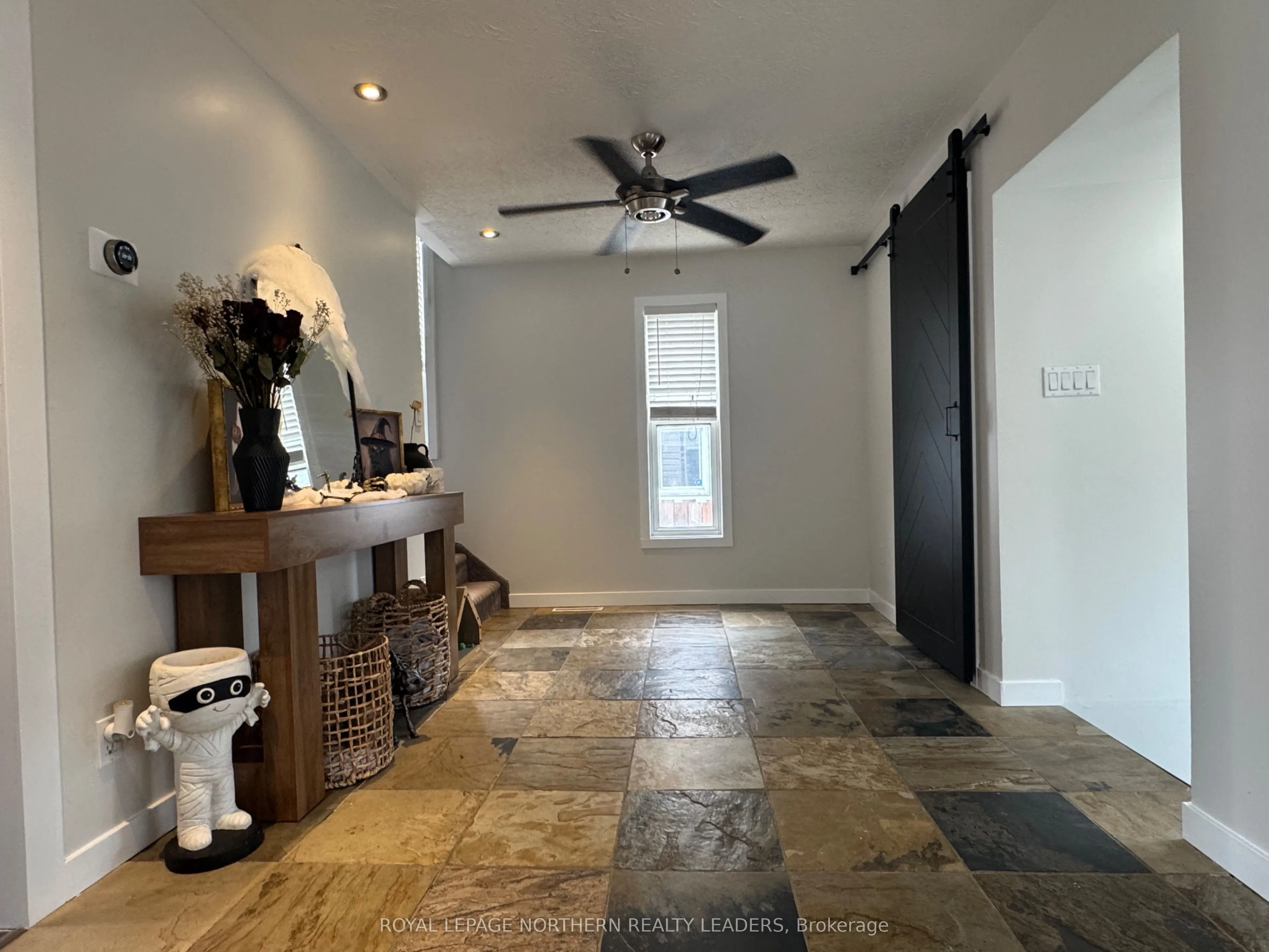 25 Borden Avenue