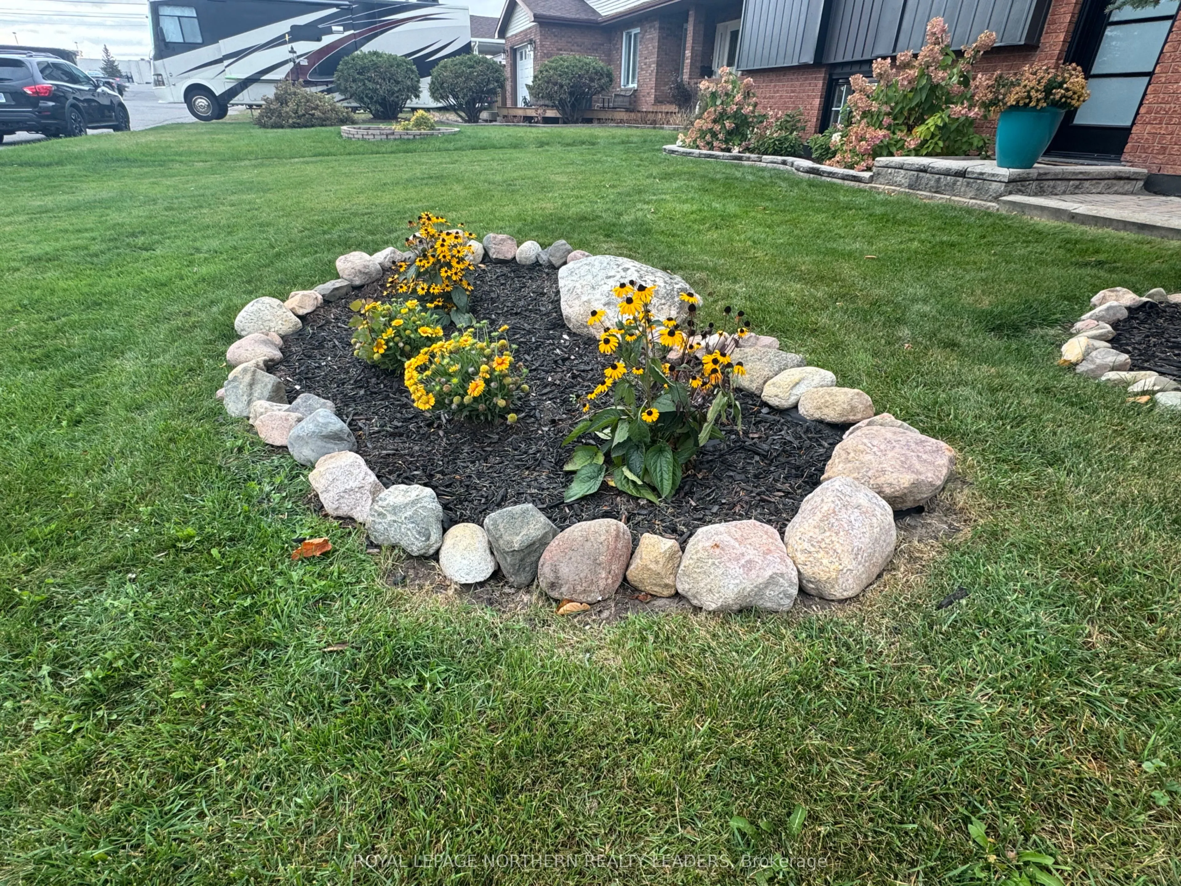 1388 Richard Crescent