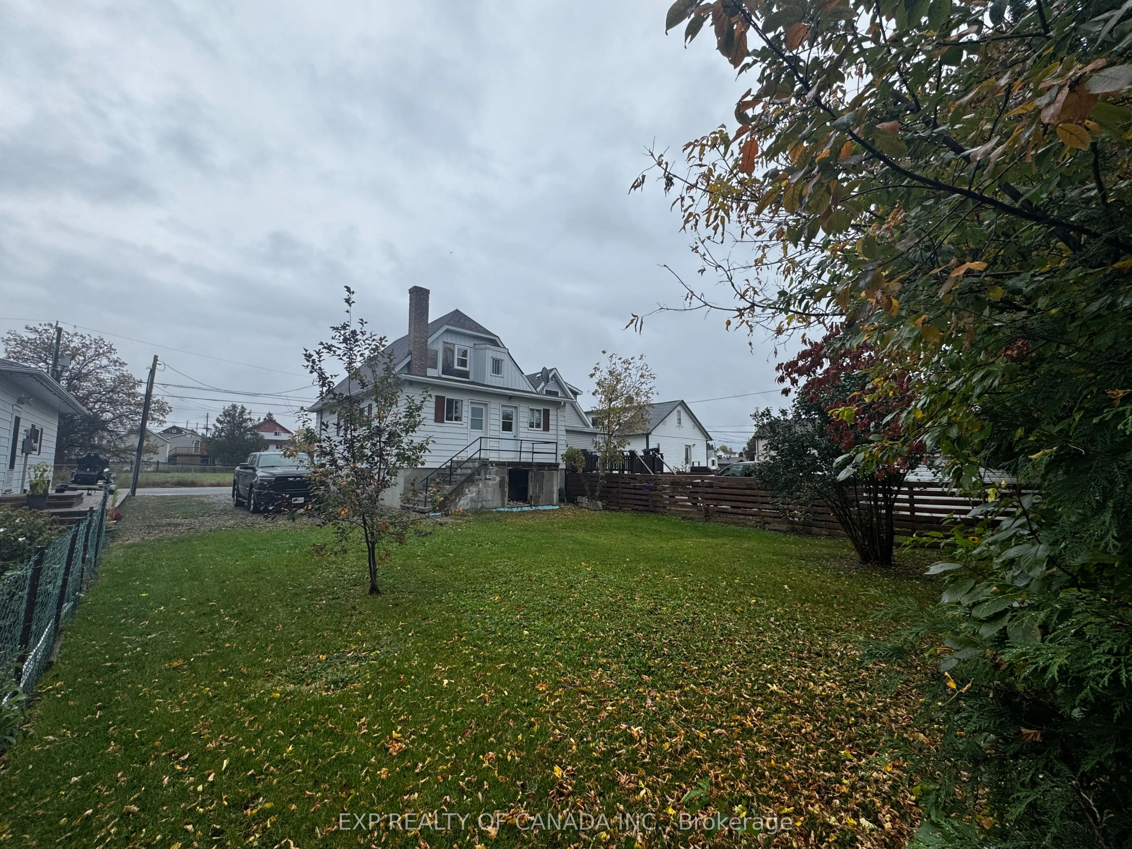 515 Cedar Street S