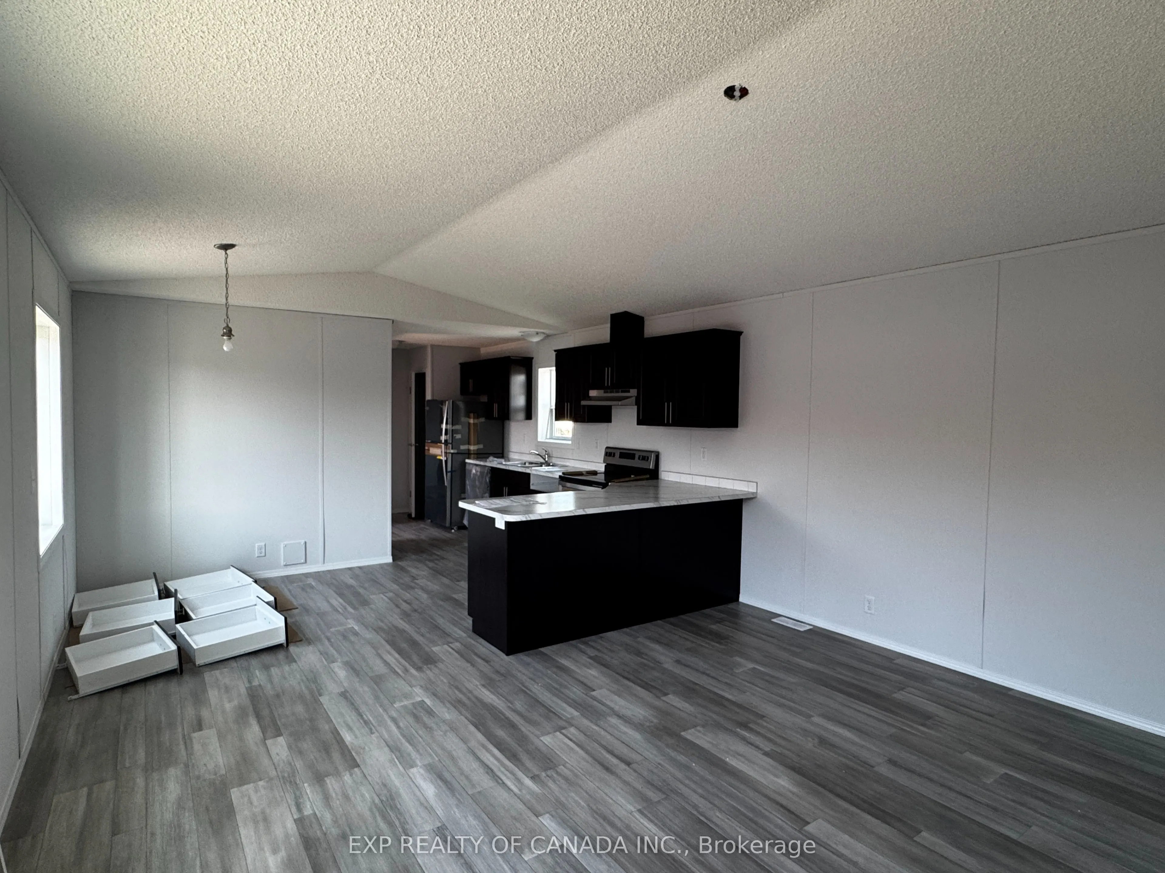 201 Remi Crescent