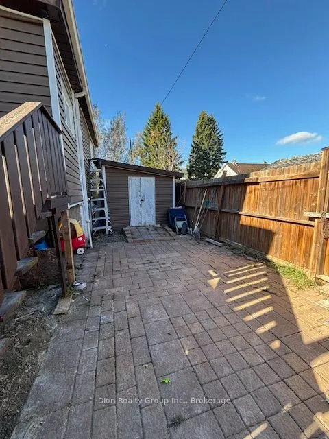 22A Rowan Avenue