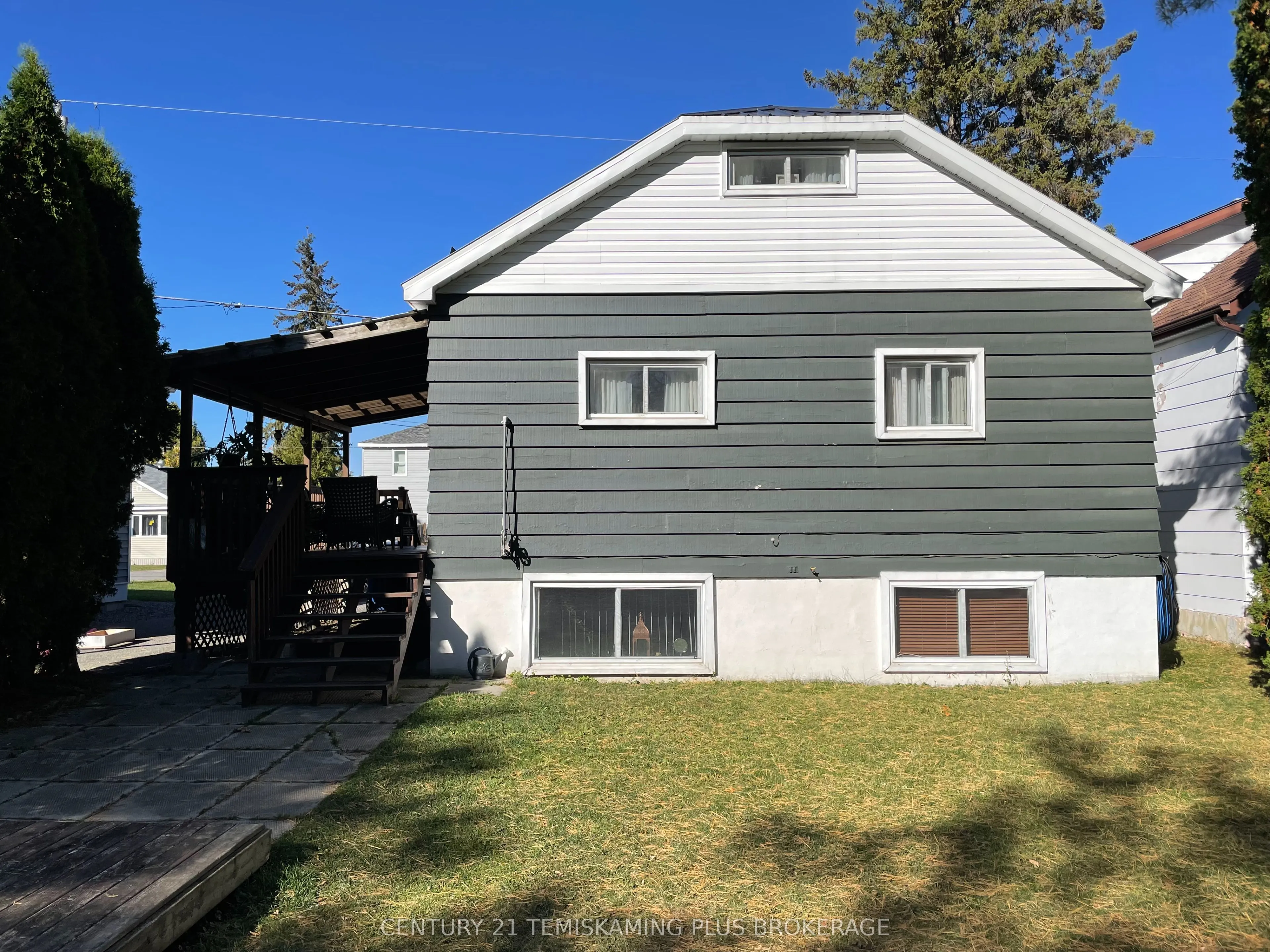 396 Farah Avenue