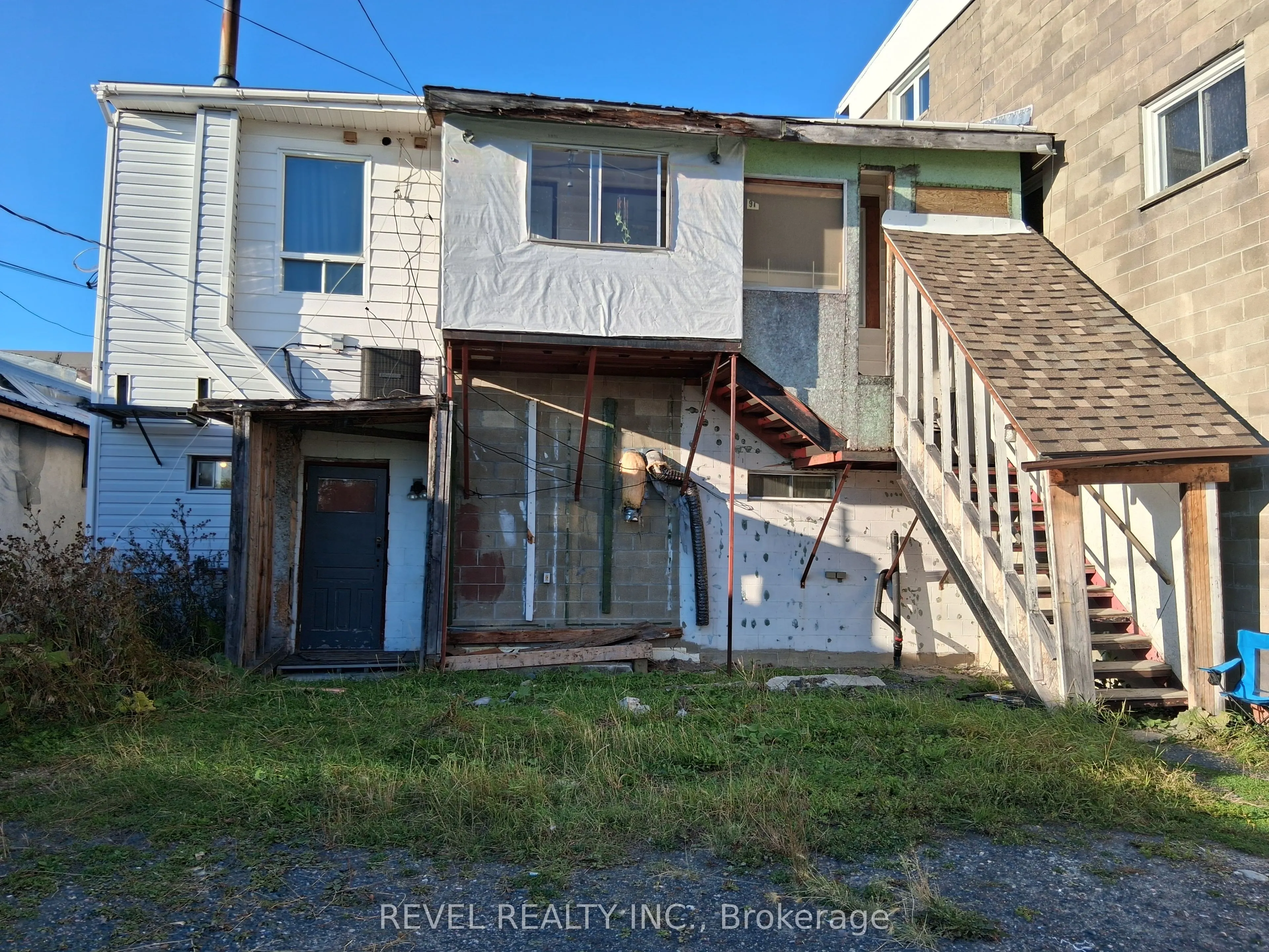 97 Ambridge Drive