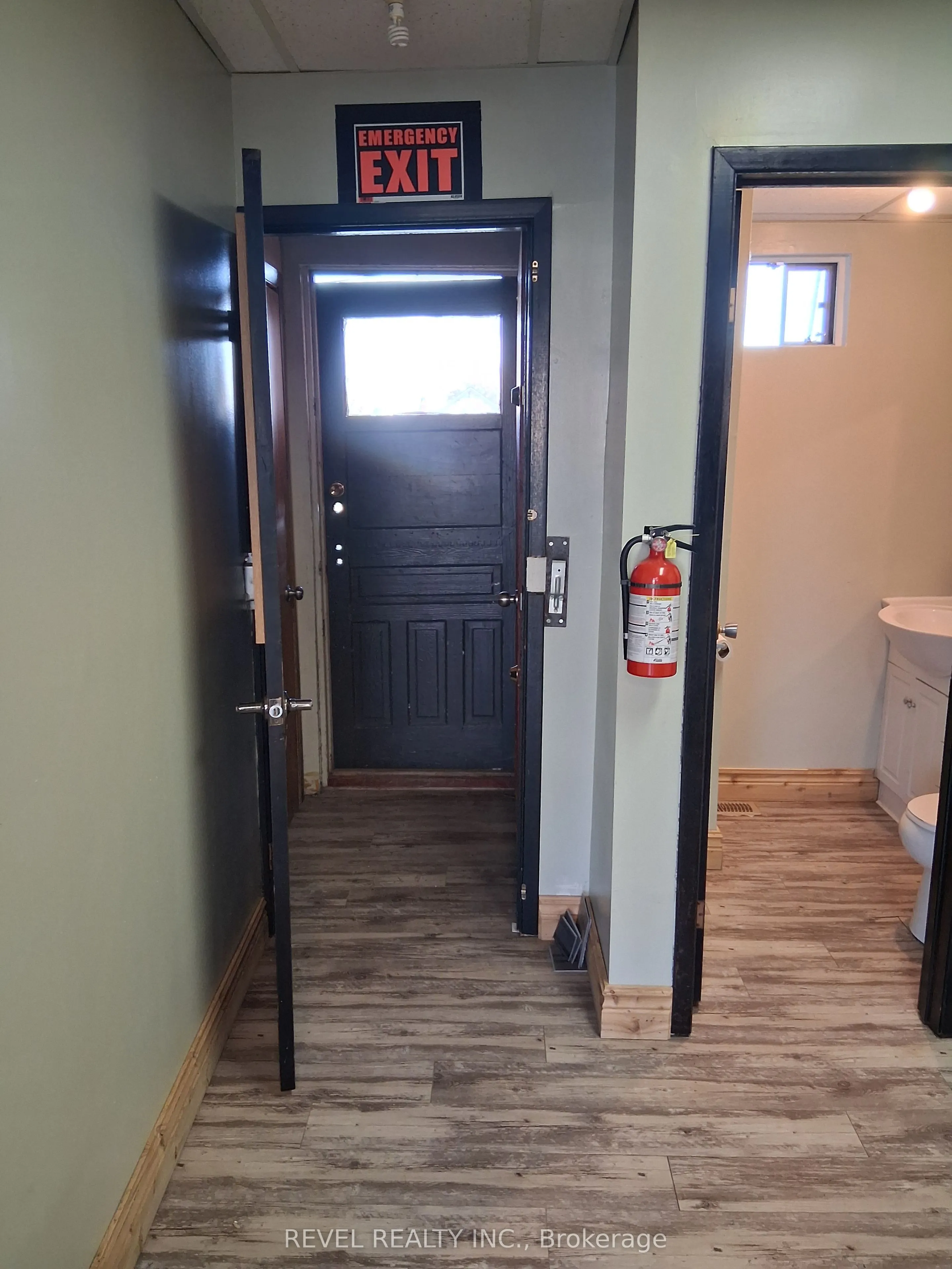 97 Ambridge Drive