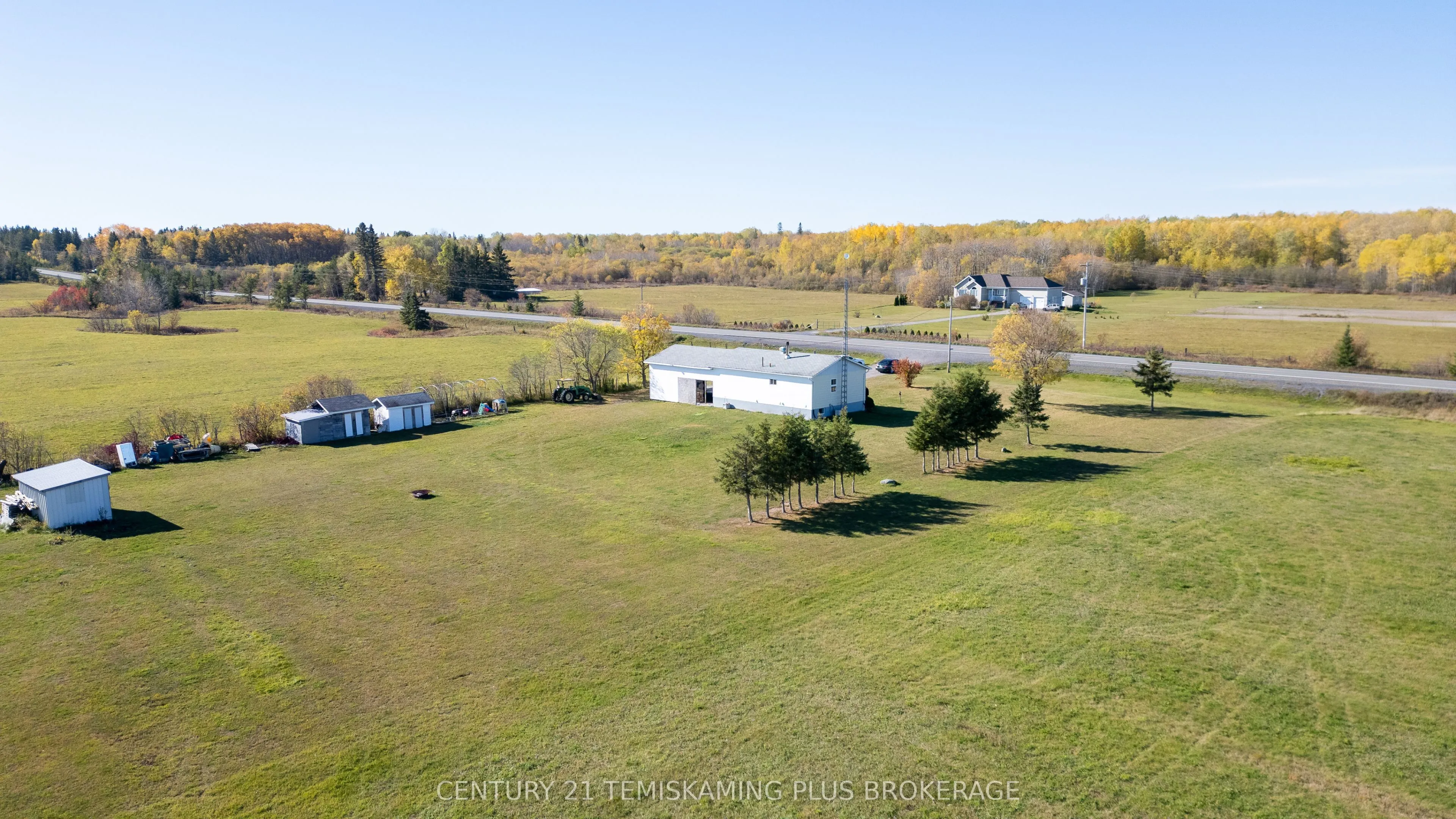 882358 Highway 65