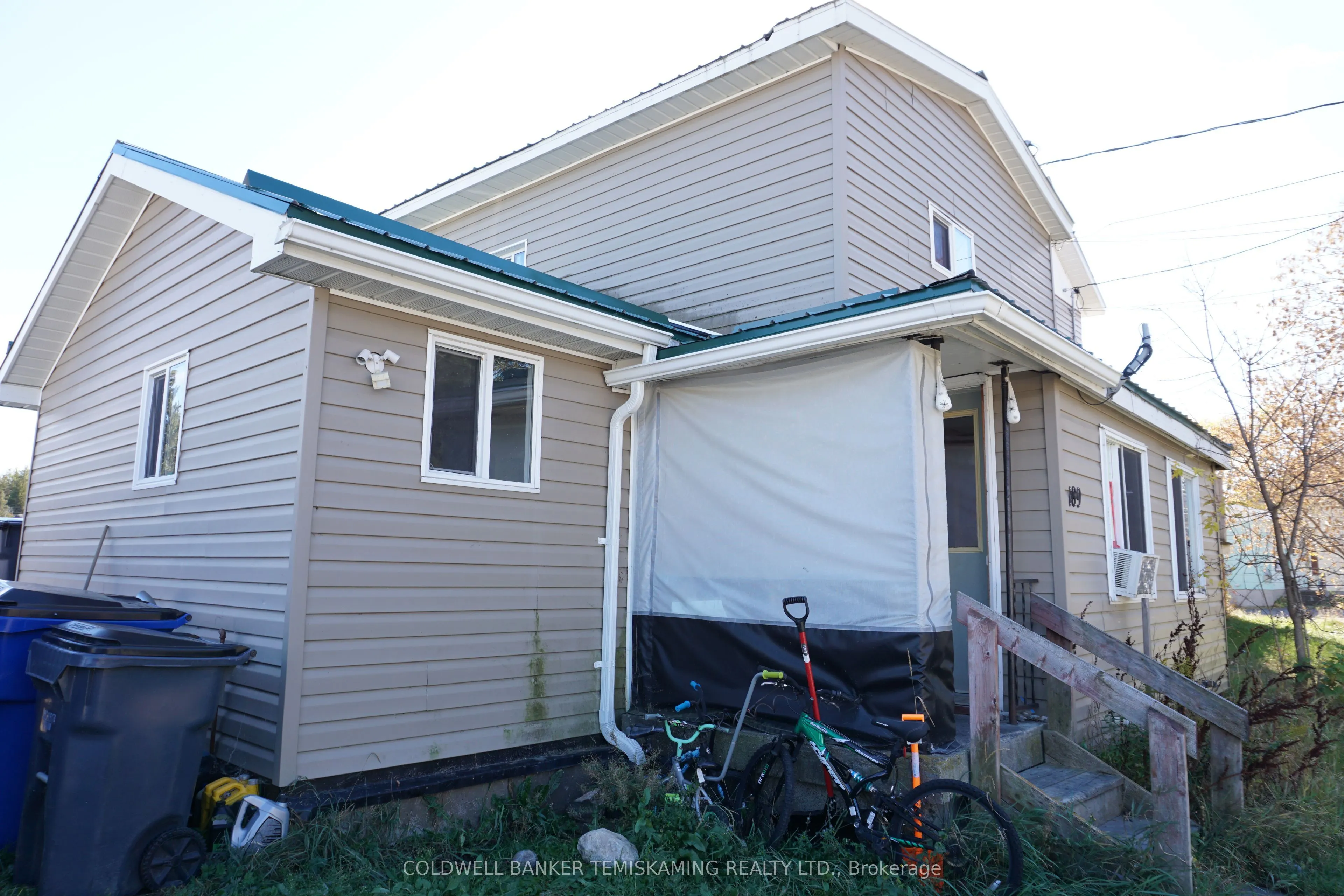 189 LANG Street