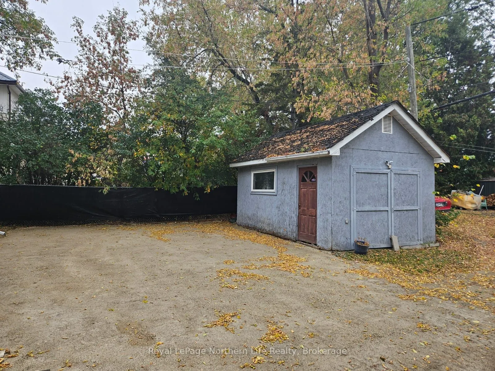 439 BROADWAY Street