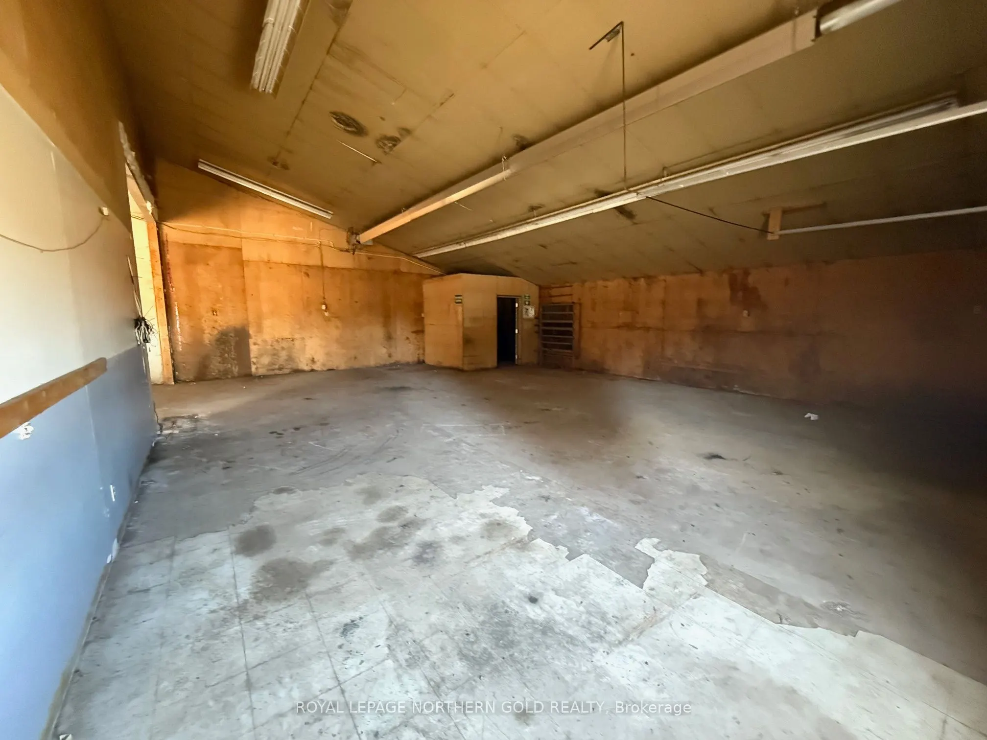 14900 Government Road