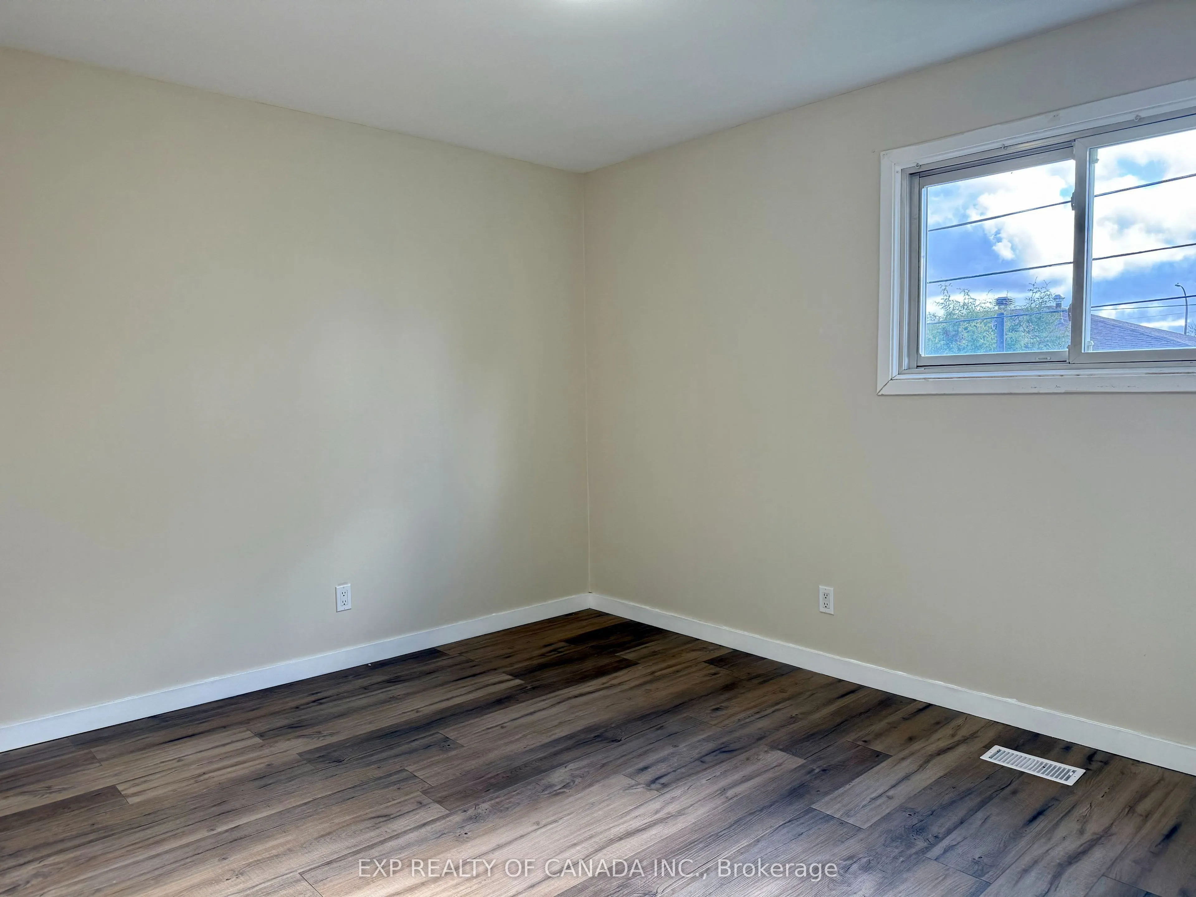 549 Spooner Drive