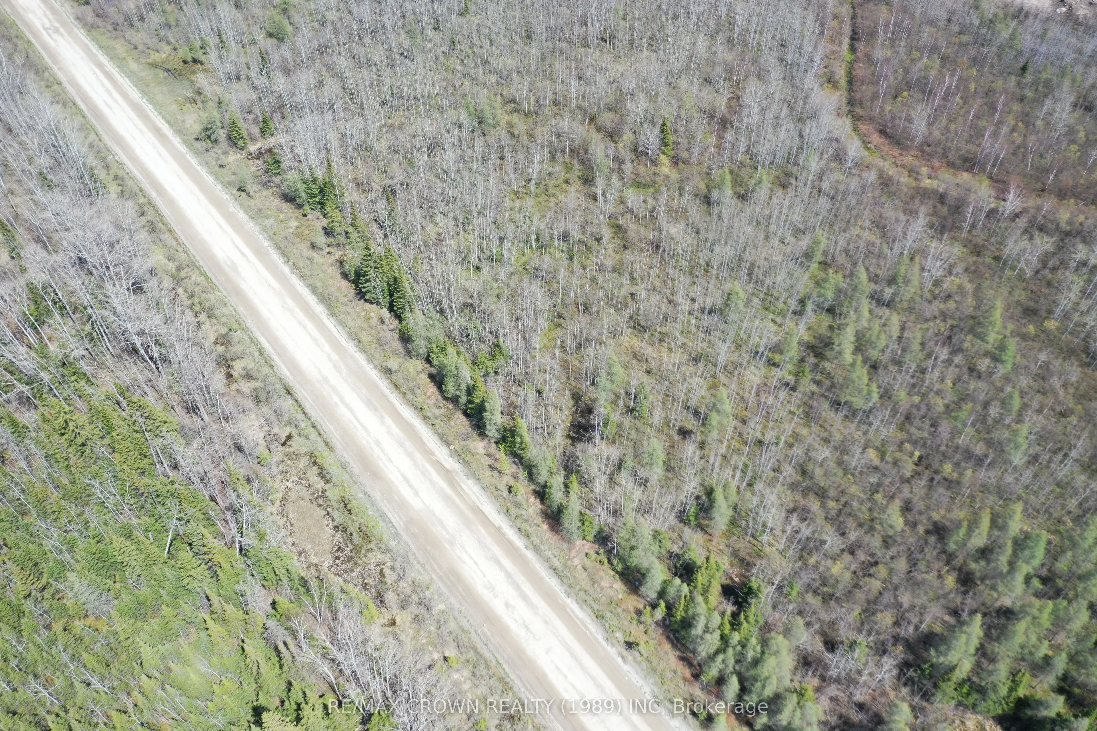 69 Clear Lake North Road