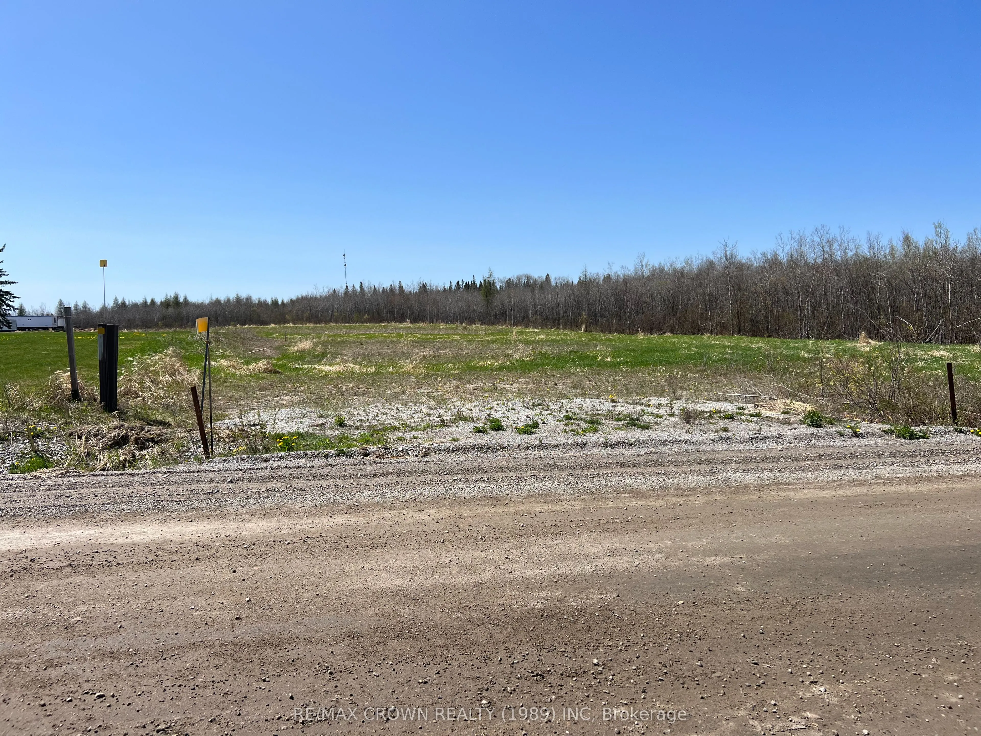 69 Clear Lake North Road