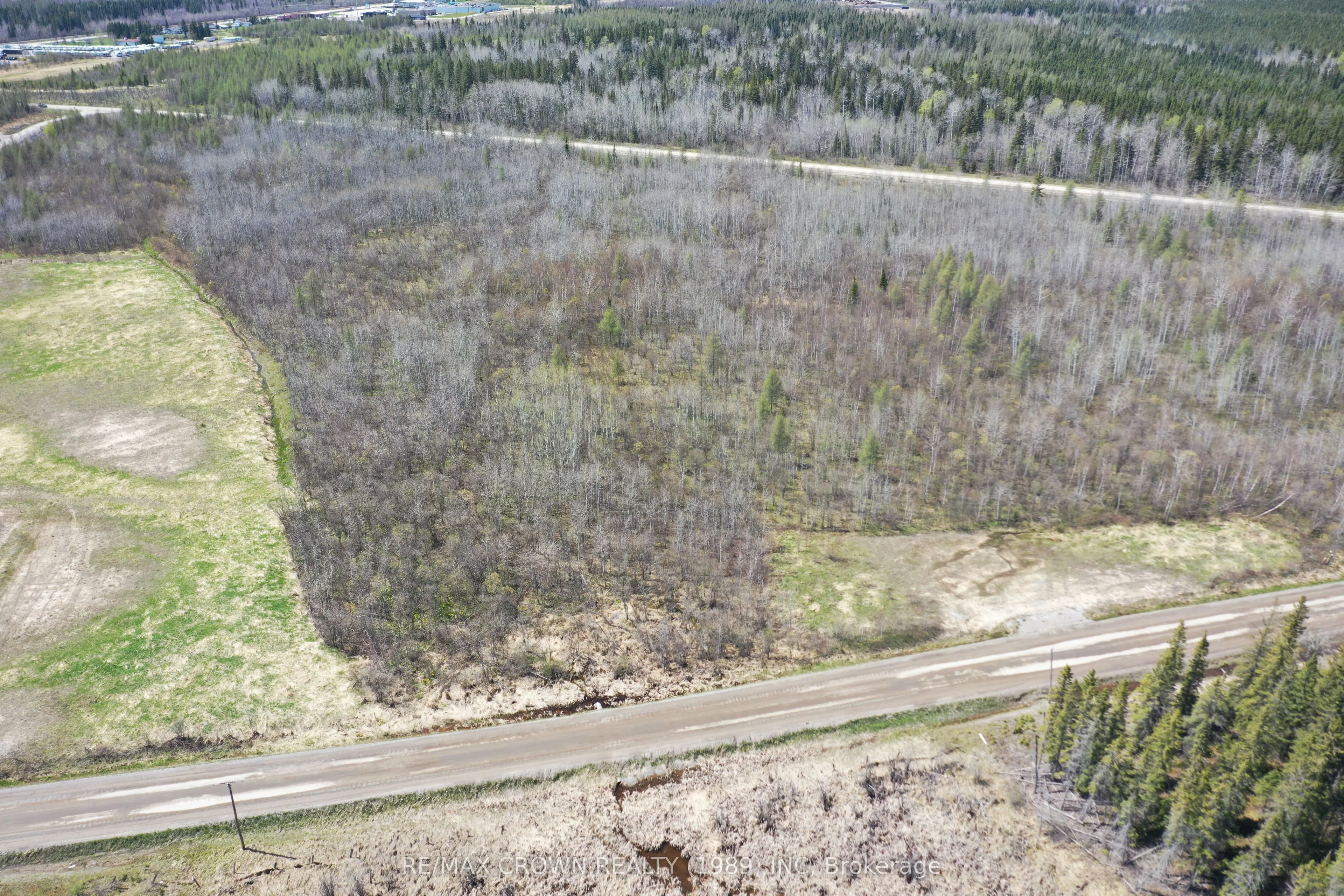 73 Clear Lake North Road