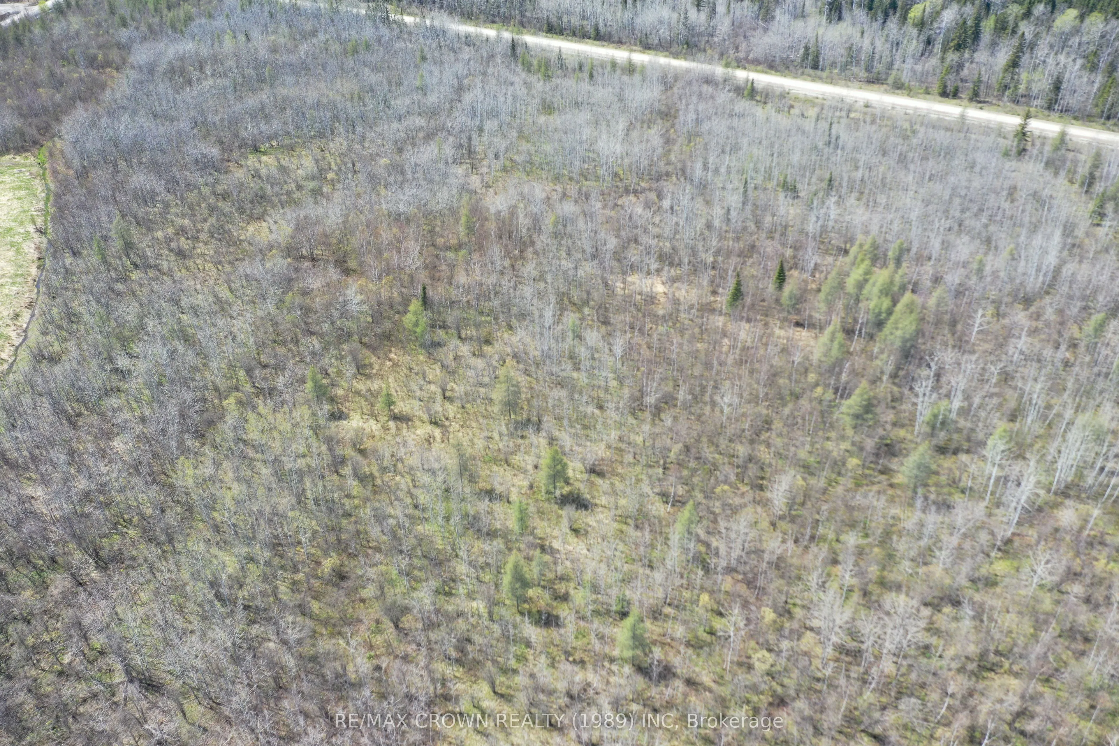 73 Clear Lake North Road