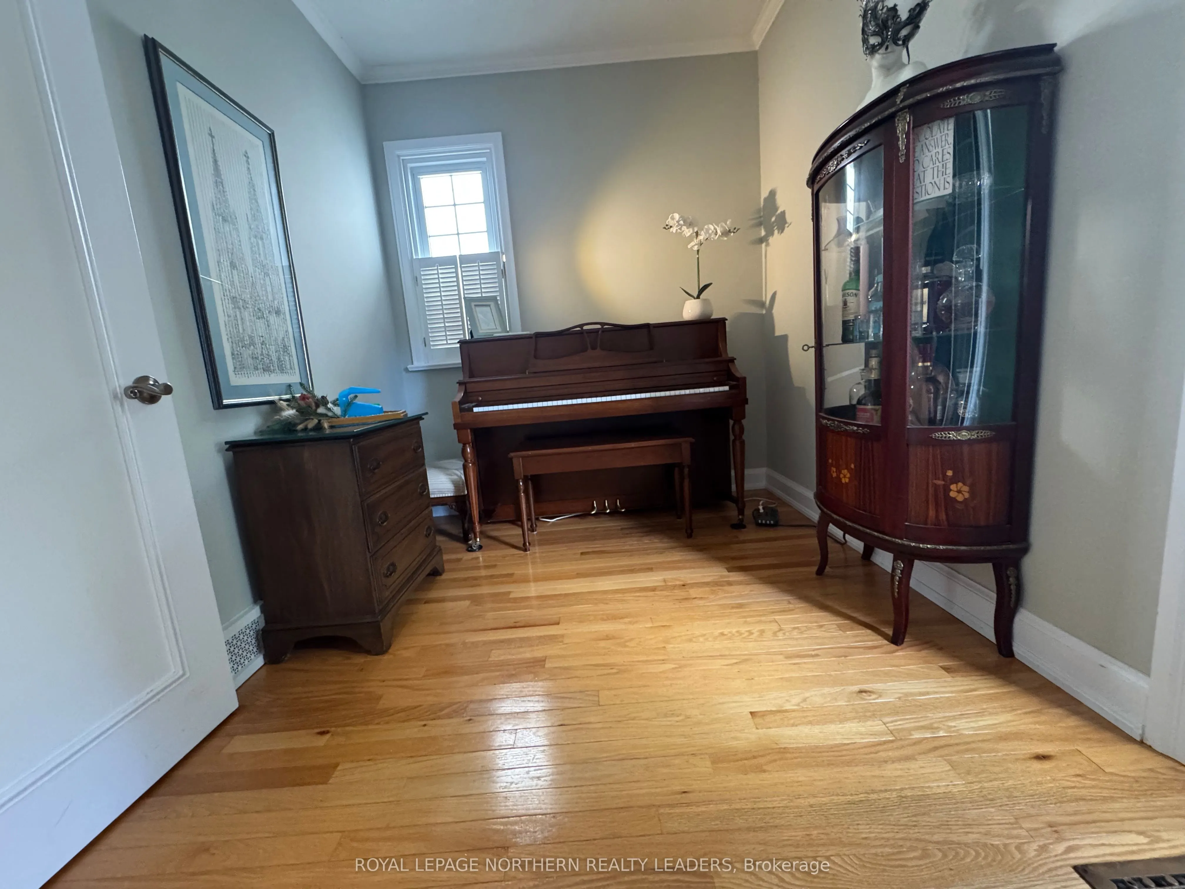 456 Hart Street