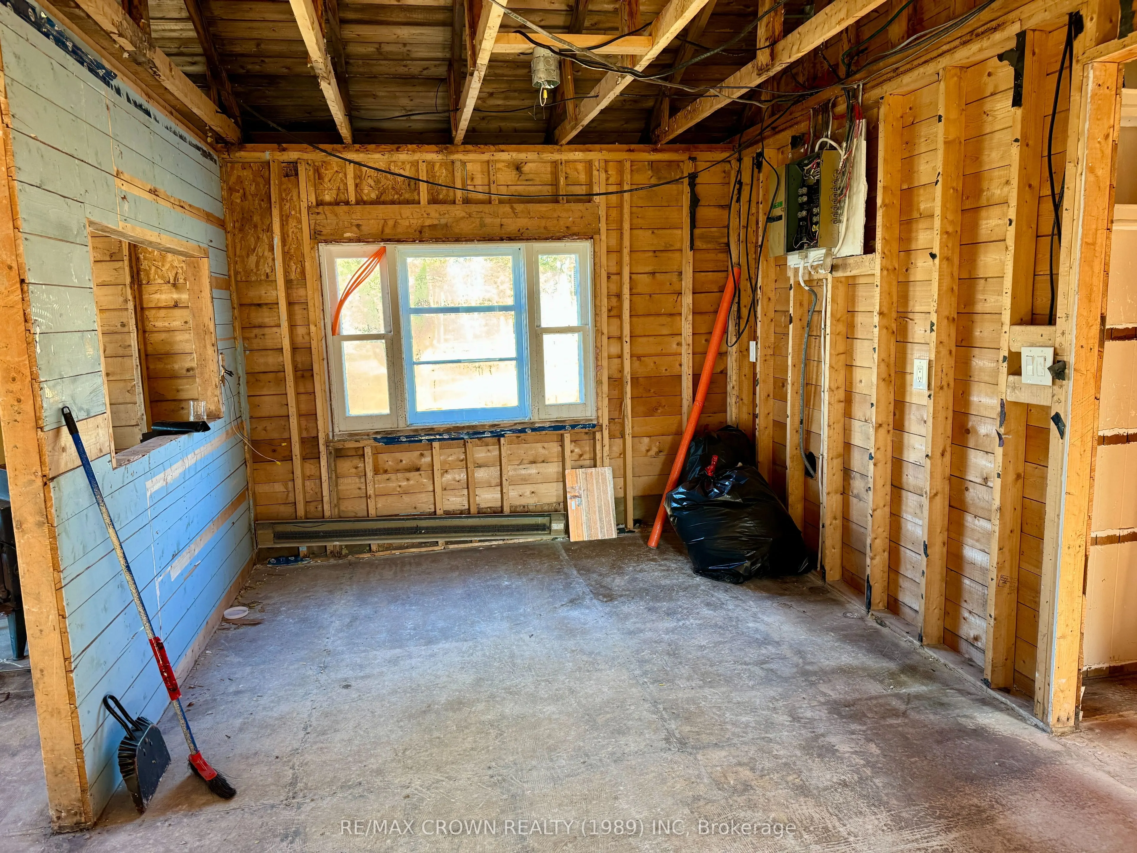 42 Lefebvre Peninsula Road