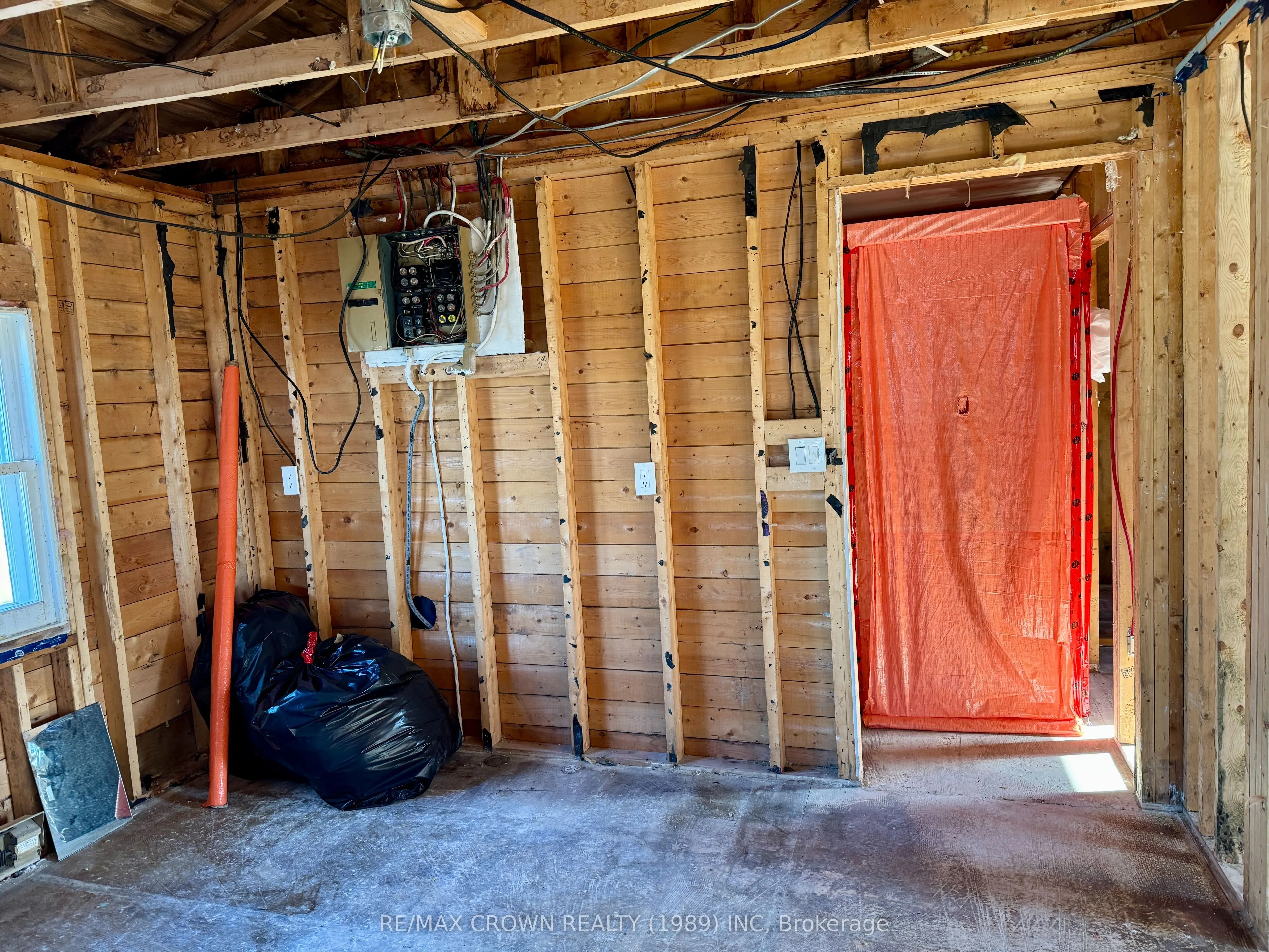 42 Lefebvre Peninsula Road