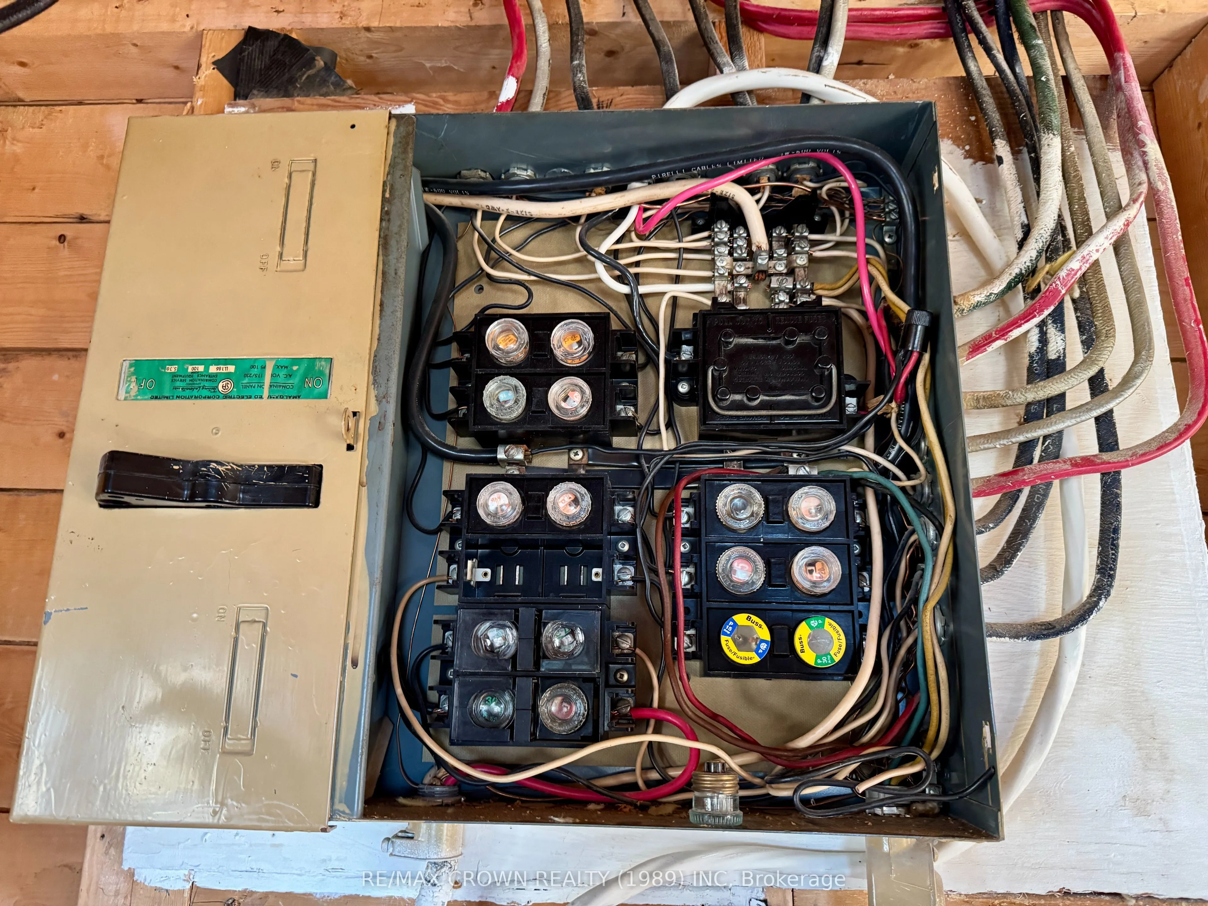 42 Lefebvre Peninsula Road