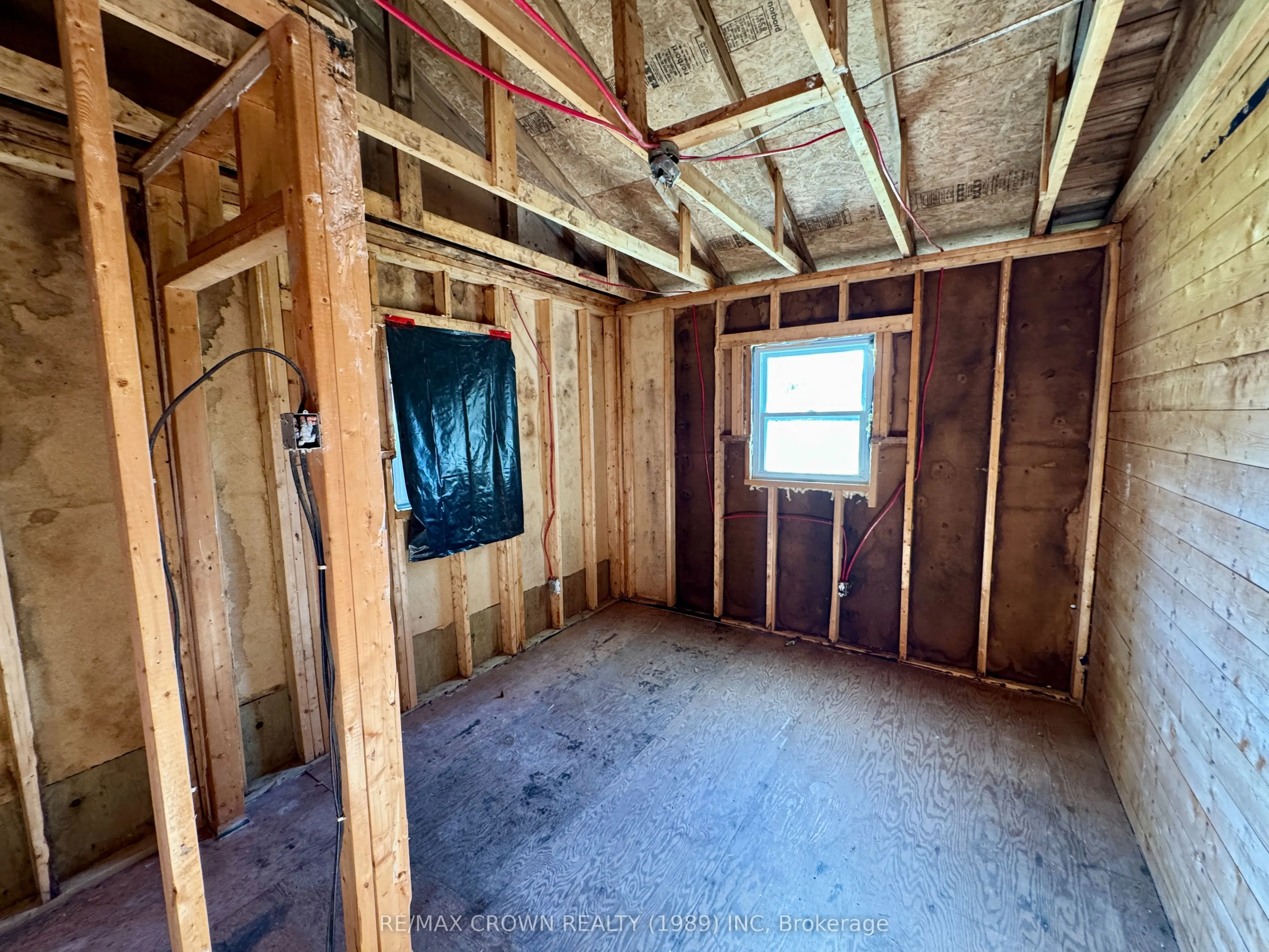 42 Lefebvre Peninsula Road