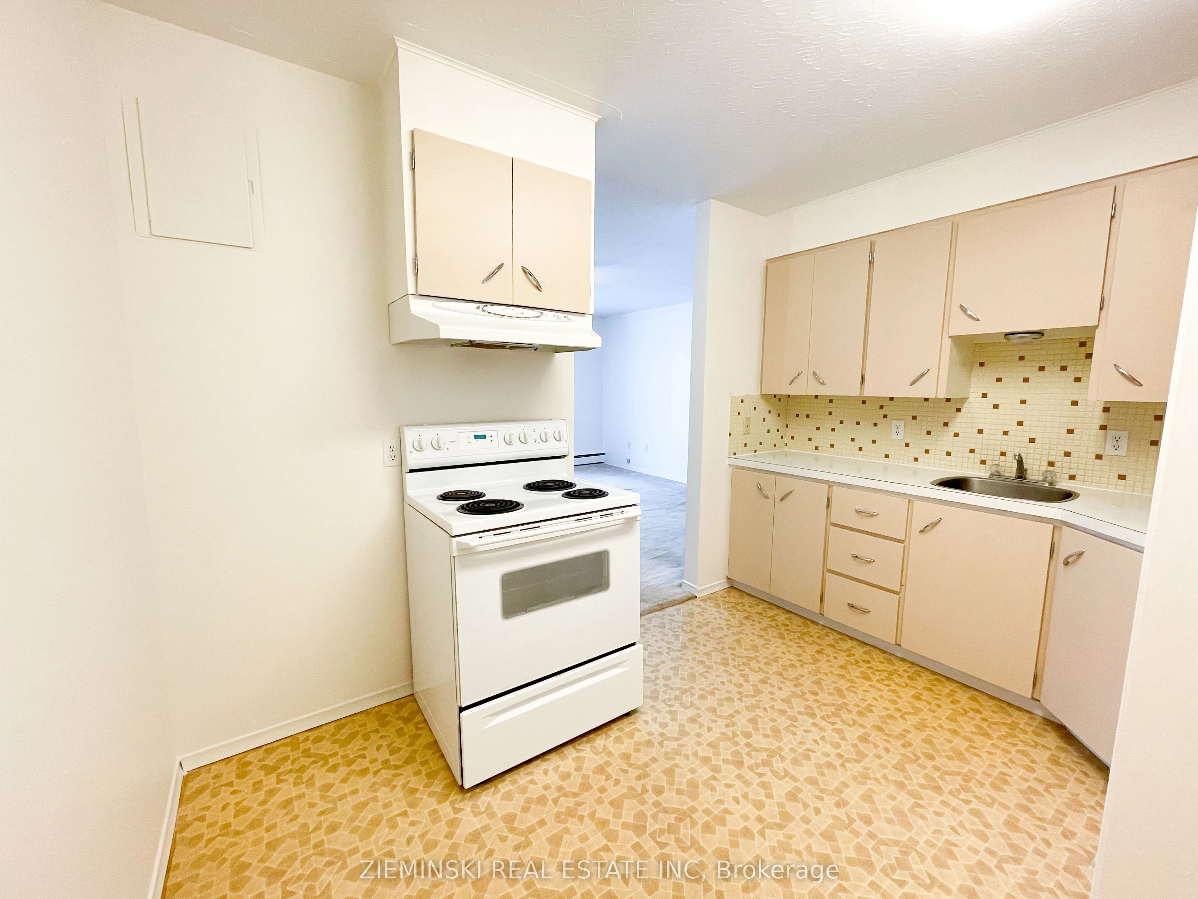 246 Cambridge Avenue