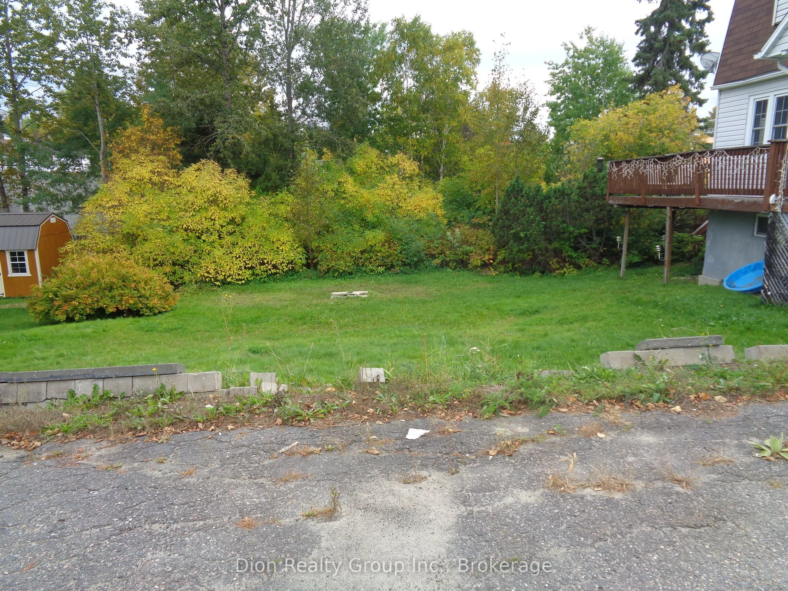 15-19 Grenfell Avenue