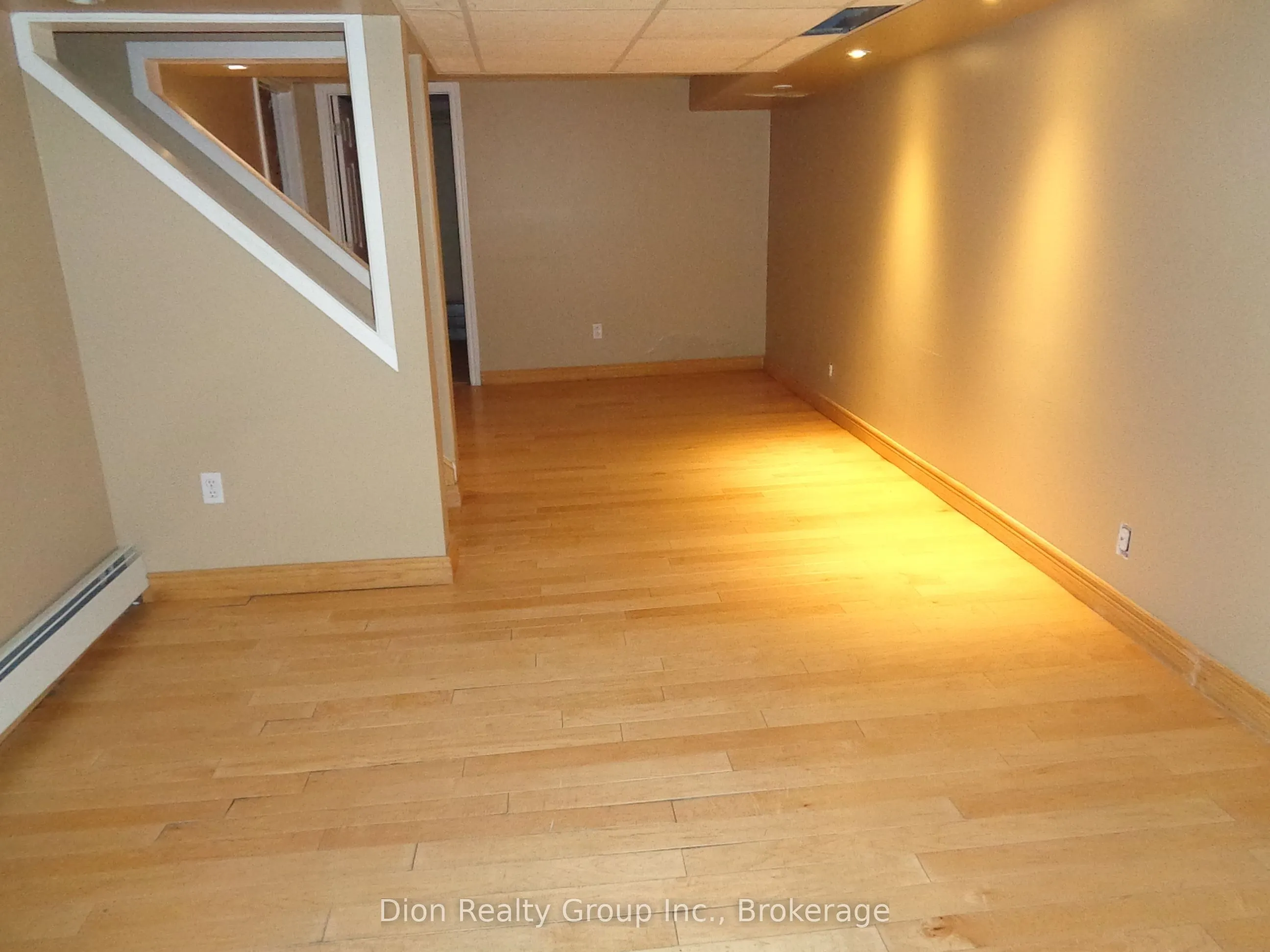 15-19 Grenfell Avenue