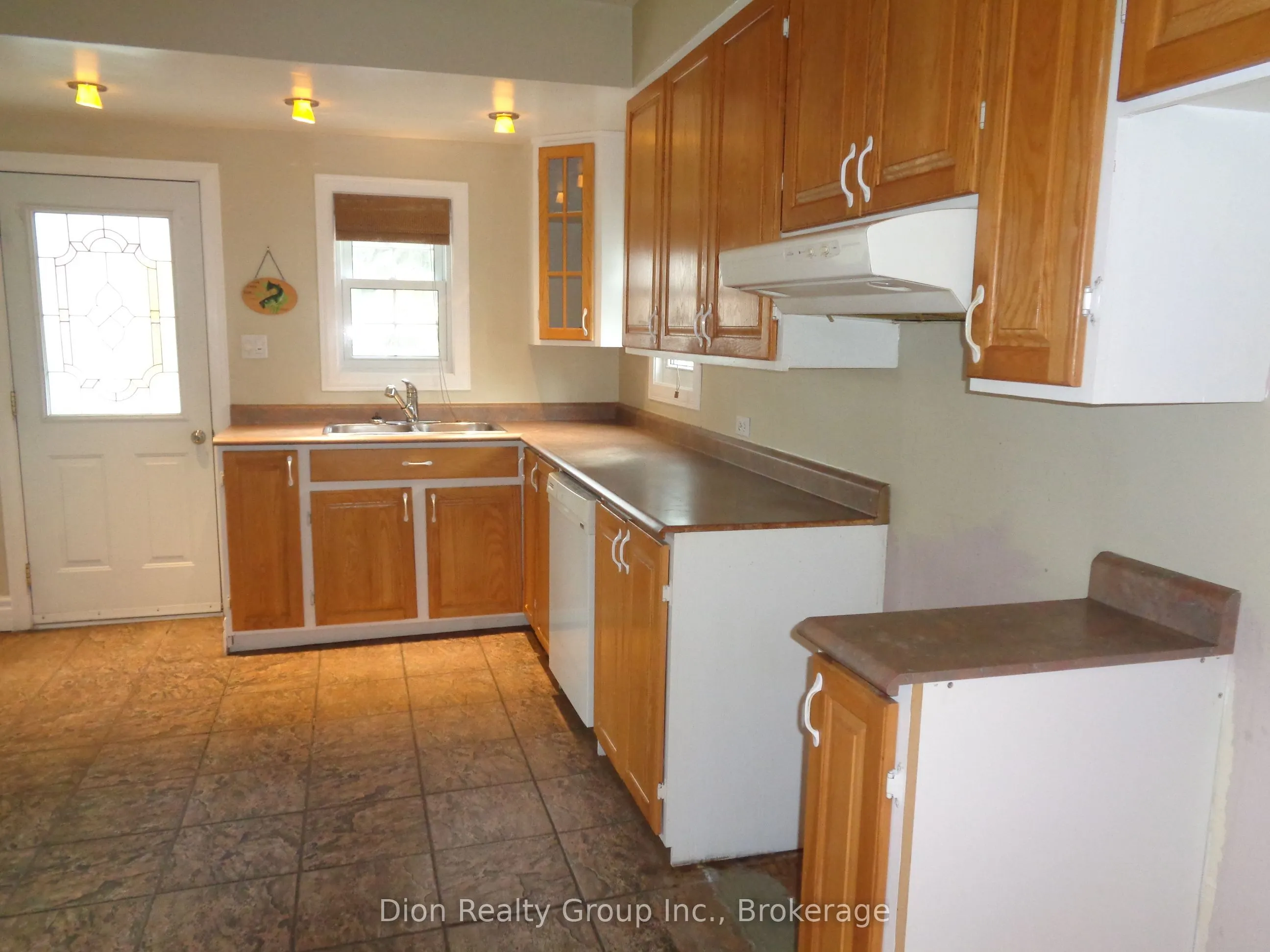 15-19 Grenfell Avenue