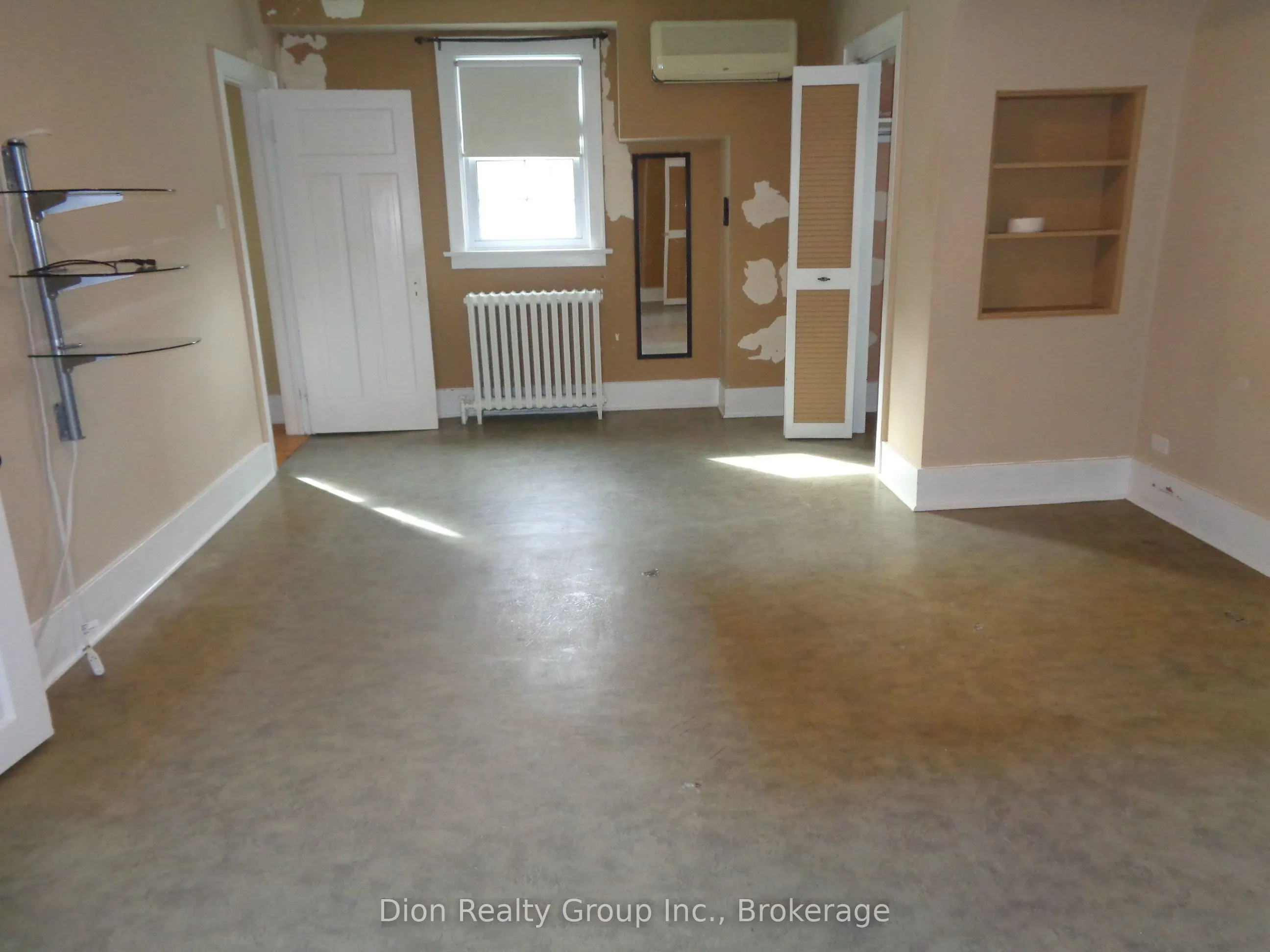 15-19 Grenfell Avenue