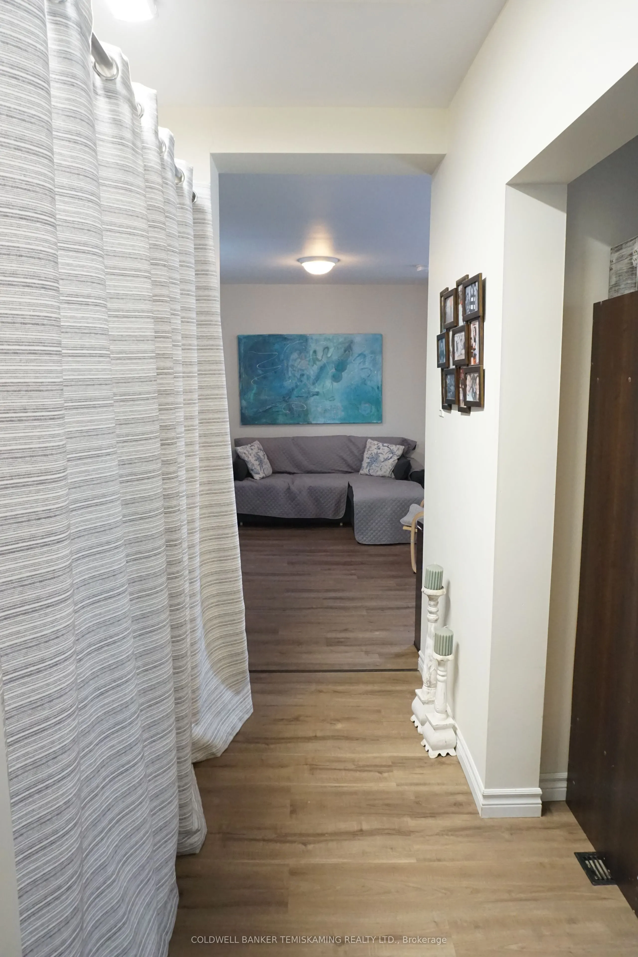 389 Whitewood Avenue W
