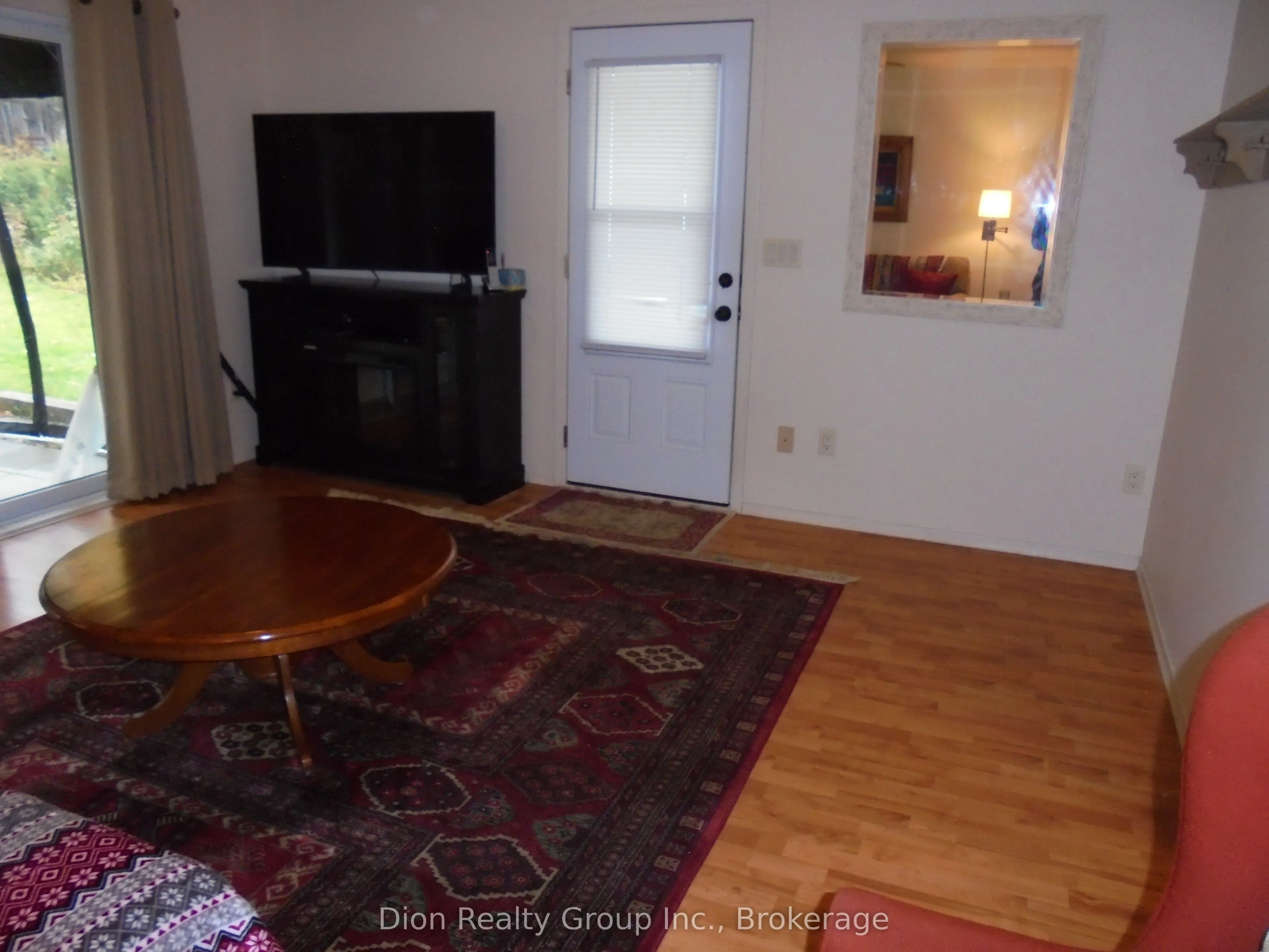 87 Riverside Drive