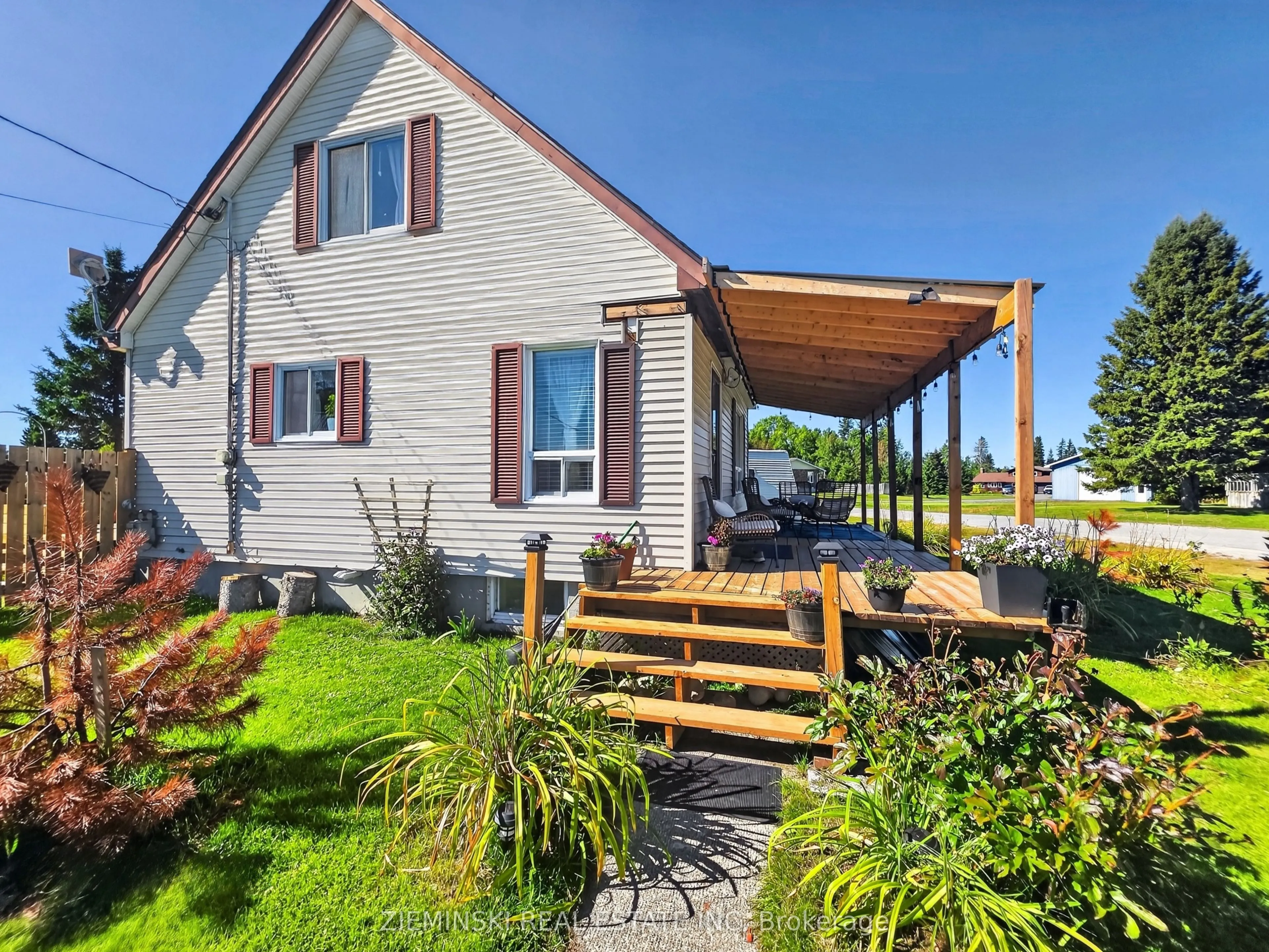 1 Bowman Avenue