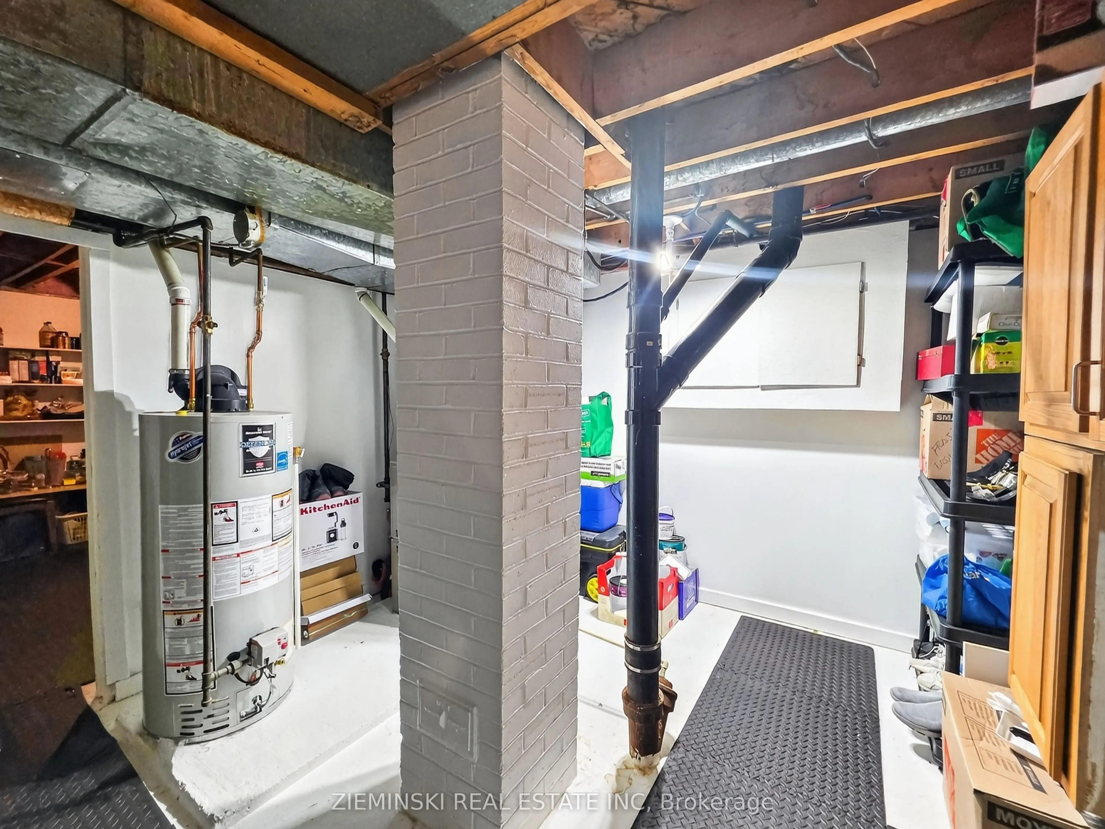 1 Bowman Avenue