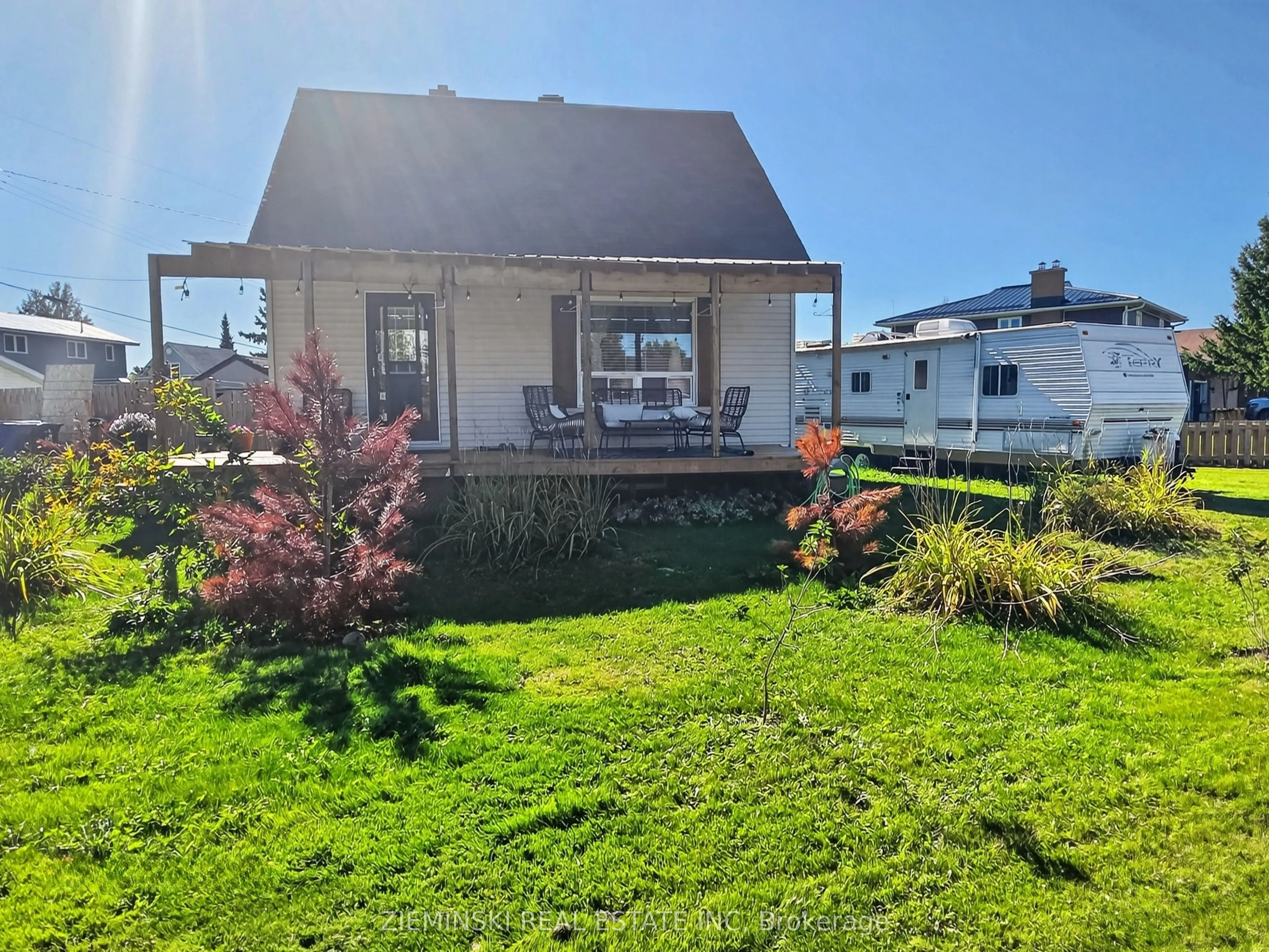 1 Bowman Avenue