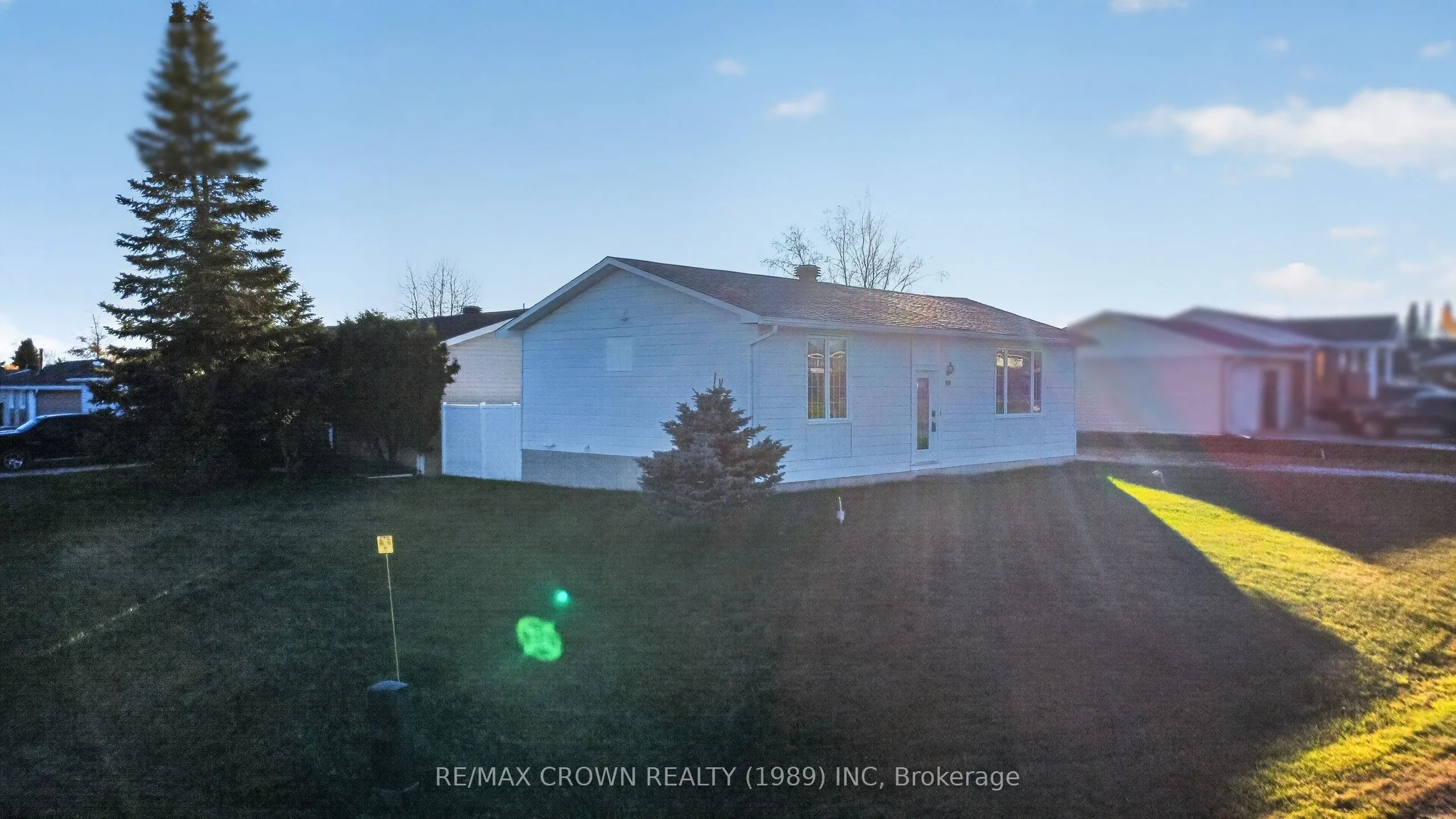 54 Boucher Crescent