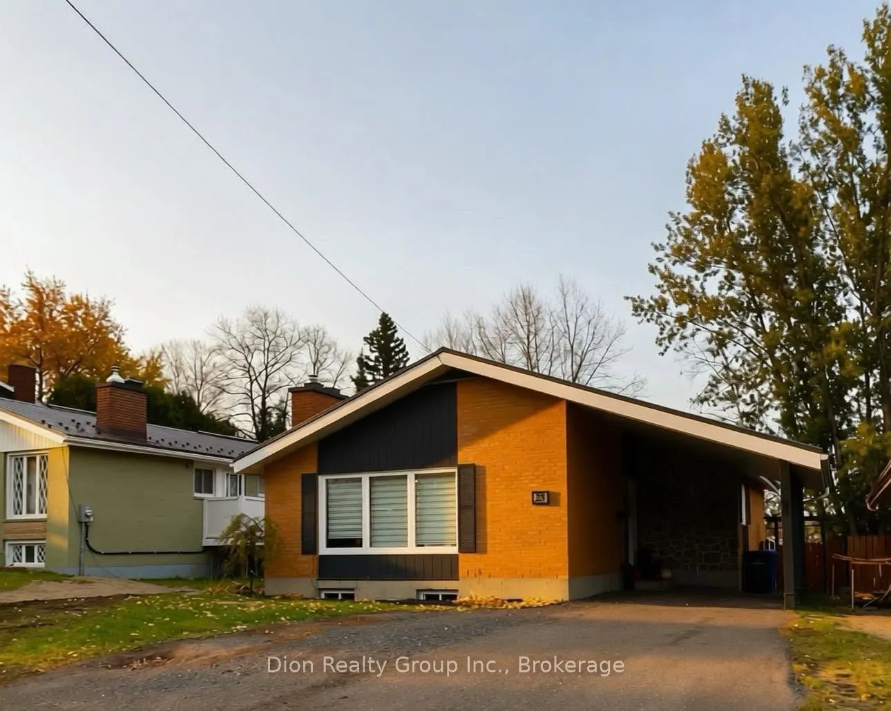 25 Harding Avenue