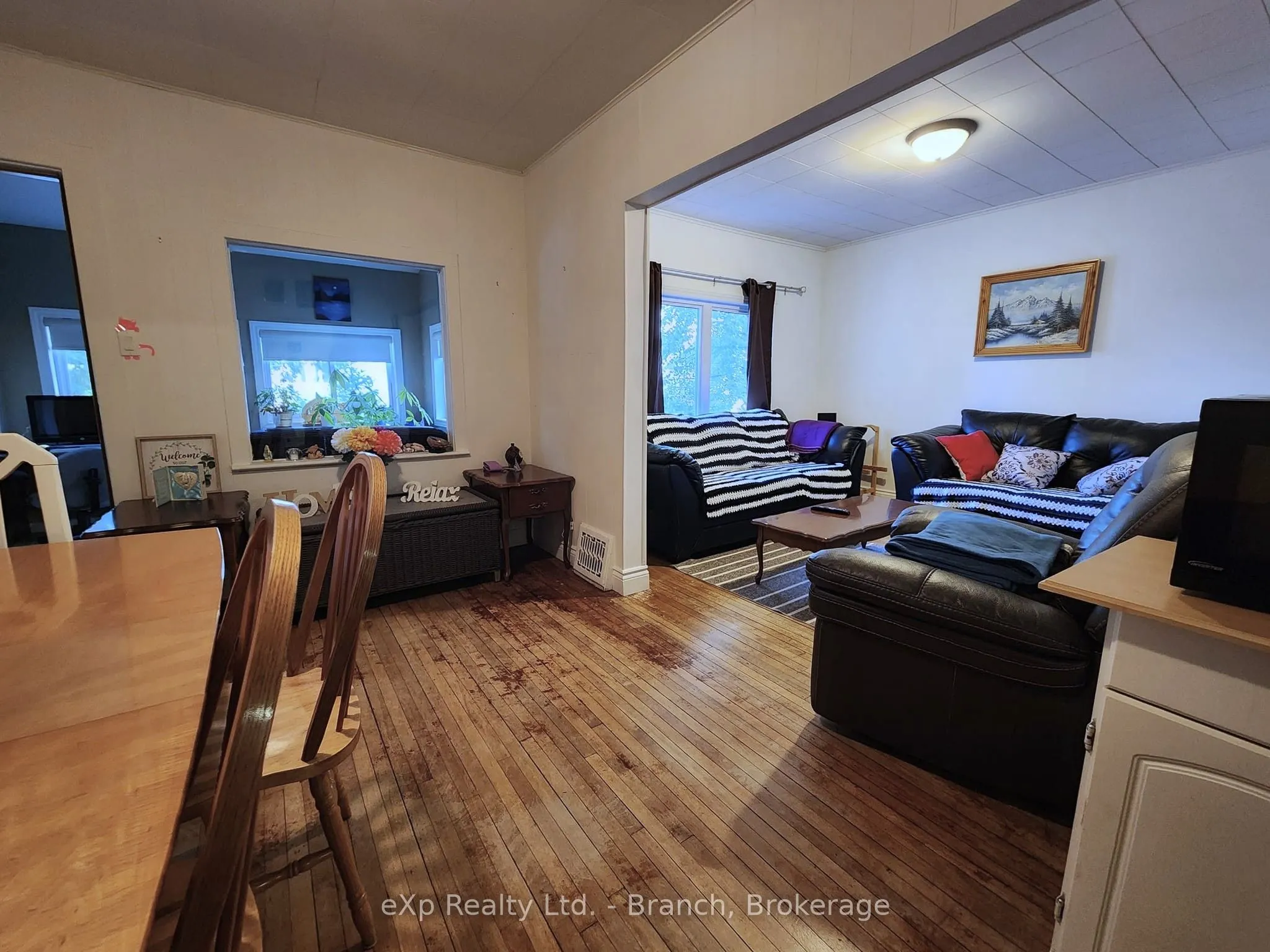 58 Second Street E