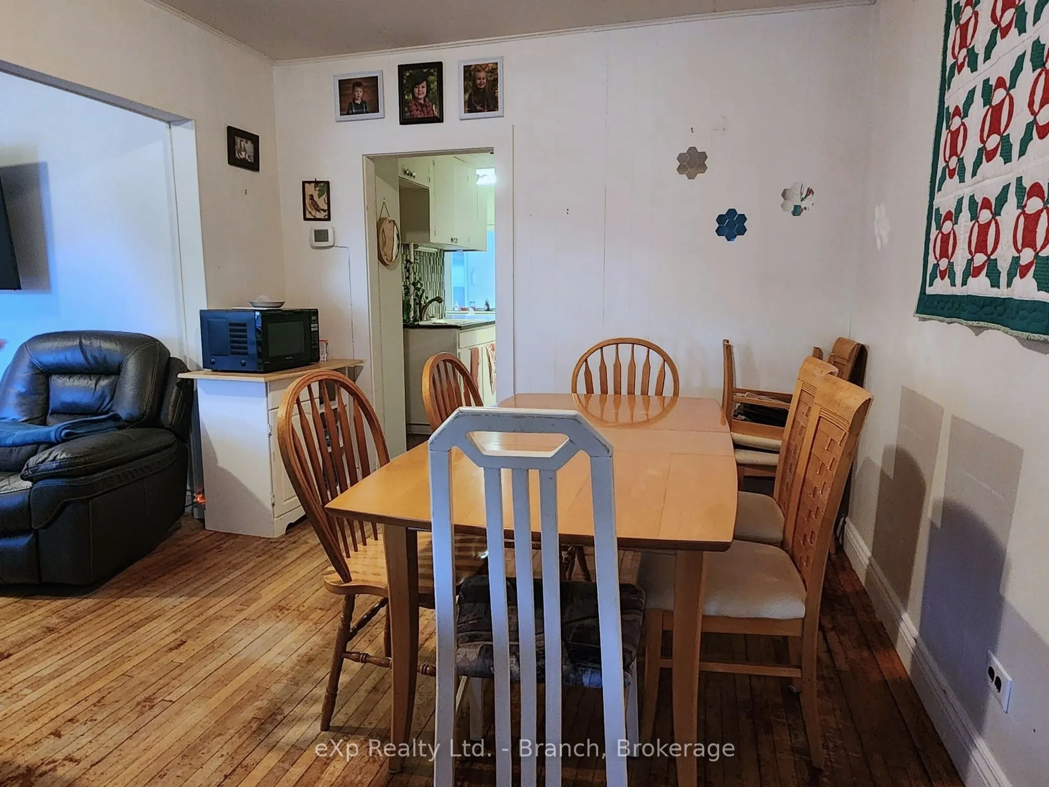 58 Second Street E