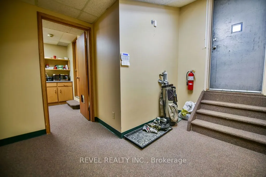 255 Algonquin Boulevard E