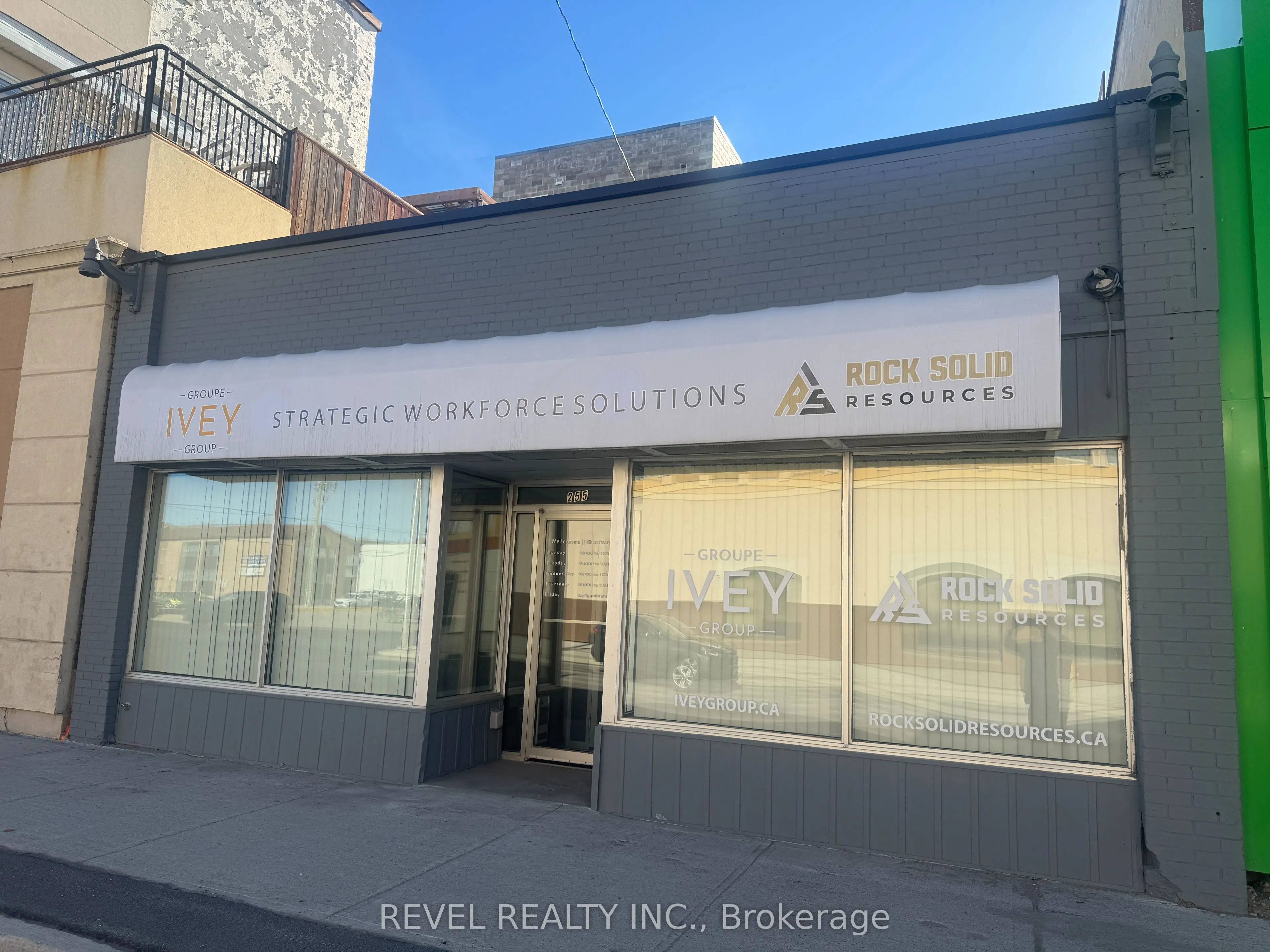255 Algonquin Boulevard E