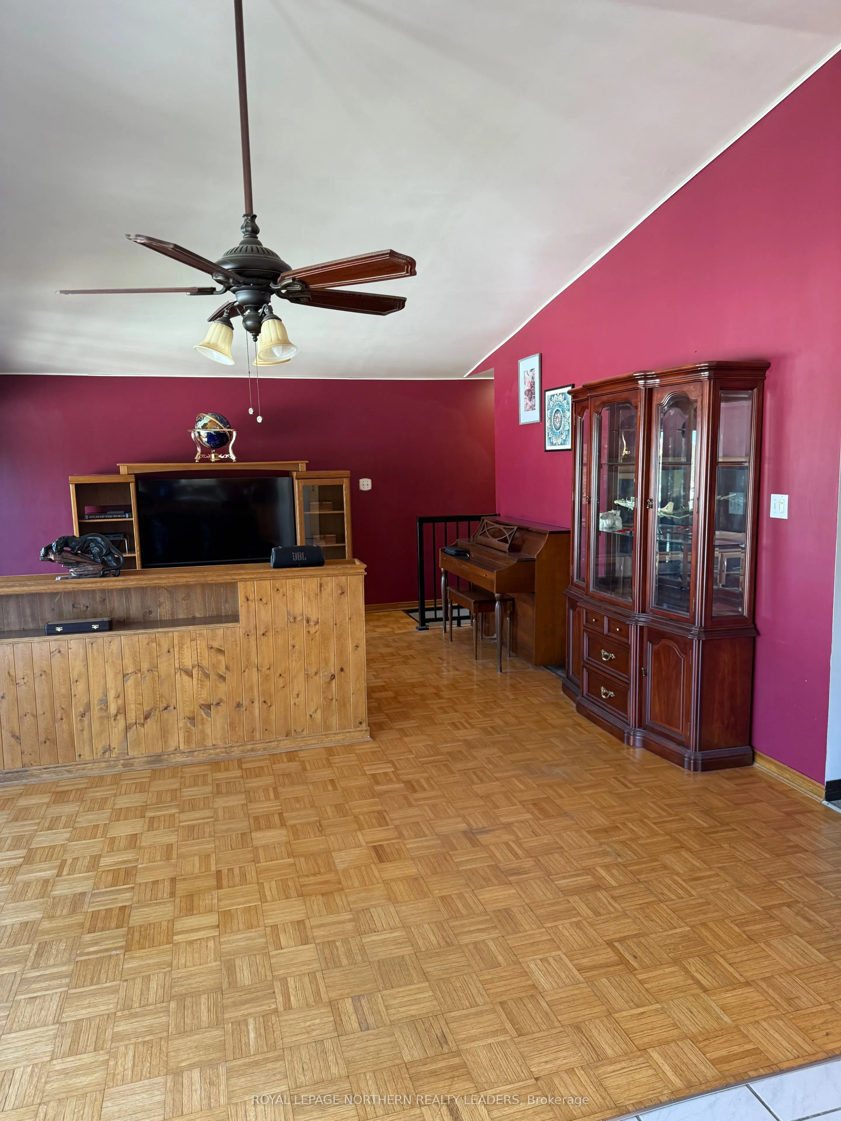 1143 Douglas Road